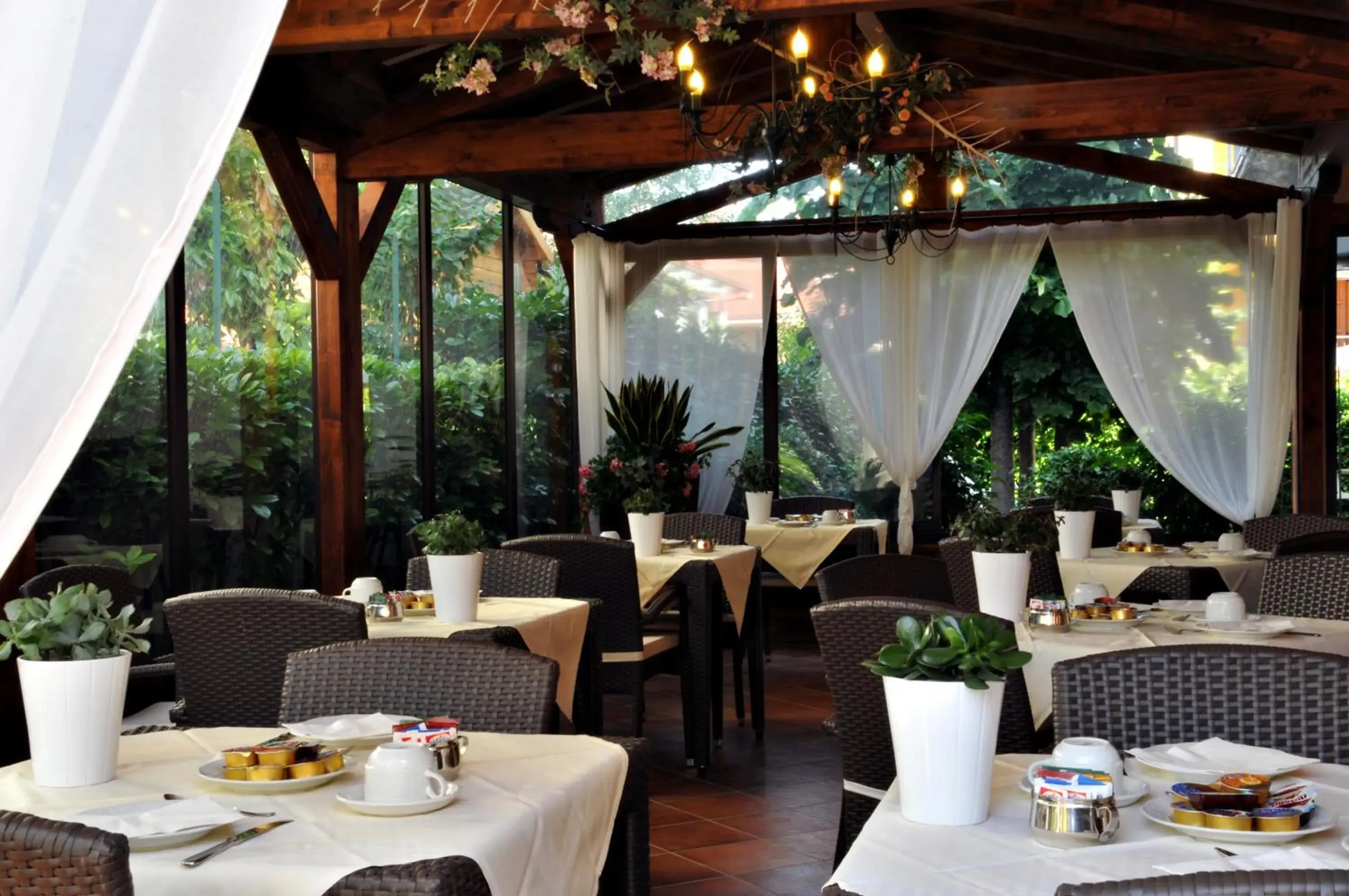 Restaurant/Places to Eat in Hotel Ferro di Cavallo