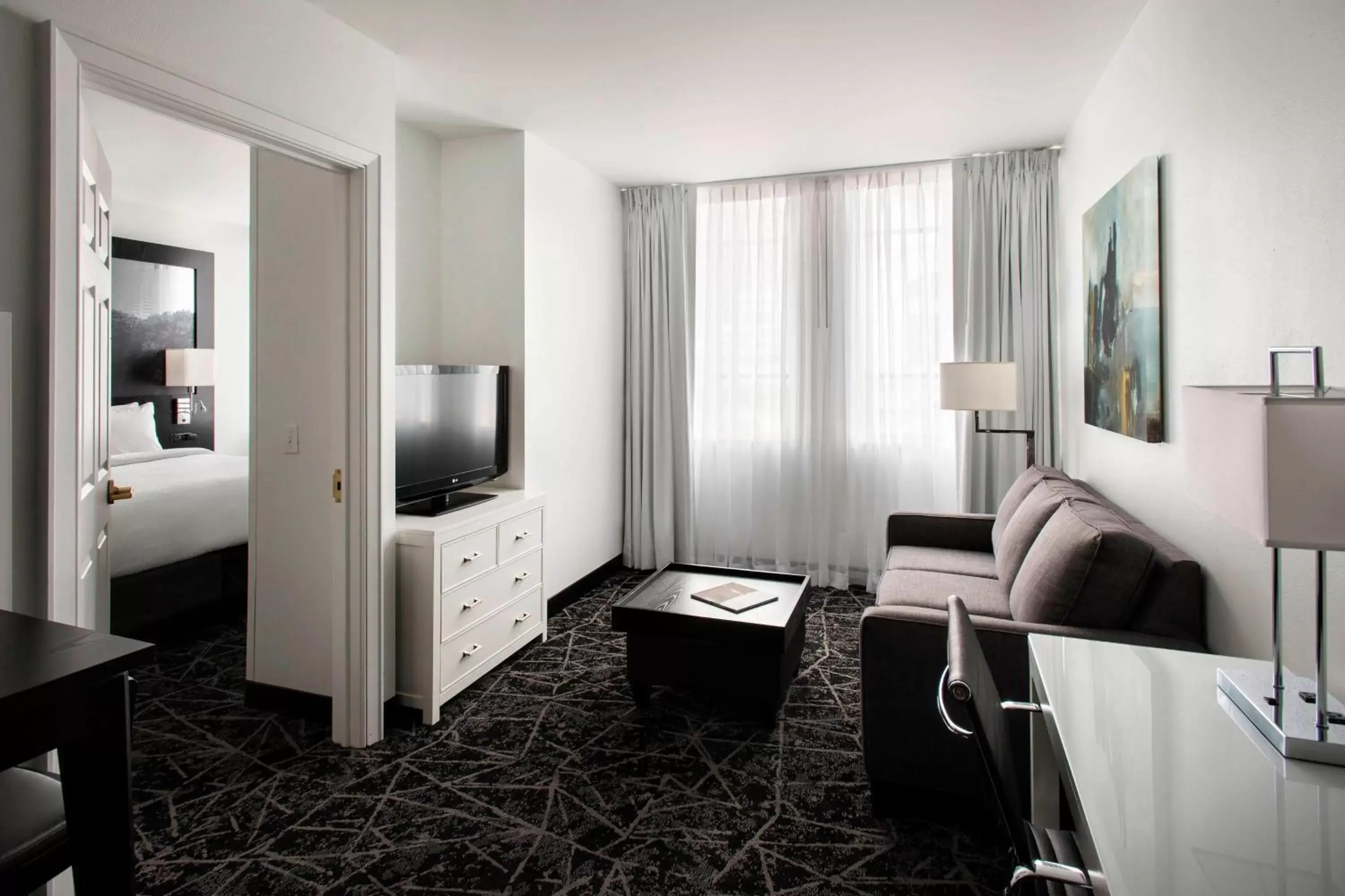 Bedroom, Seating Area in Residence Inn by Marriott Philadelphia Center City