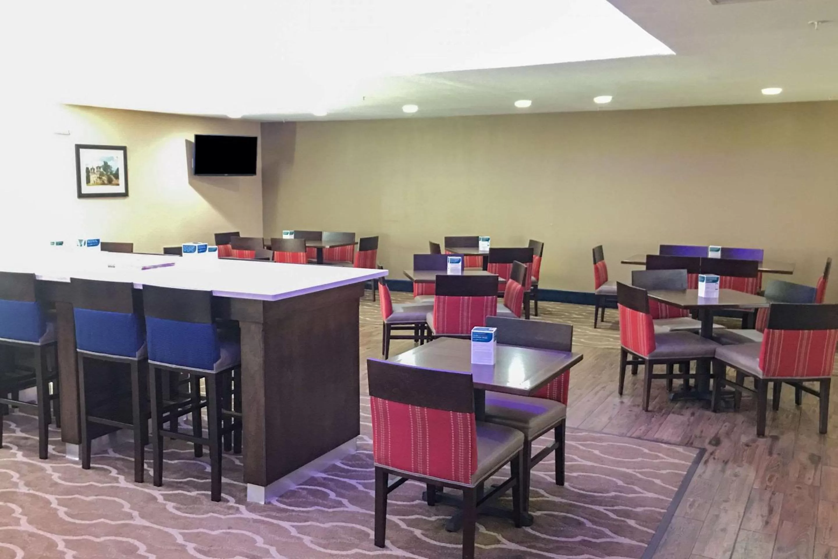Restaurant/places to eat in Comfort Inn & Suites Near Six Flags & Medical Center