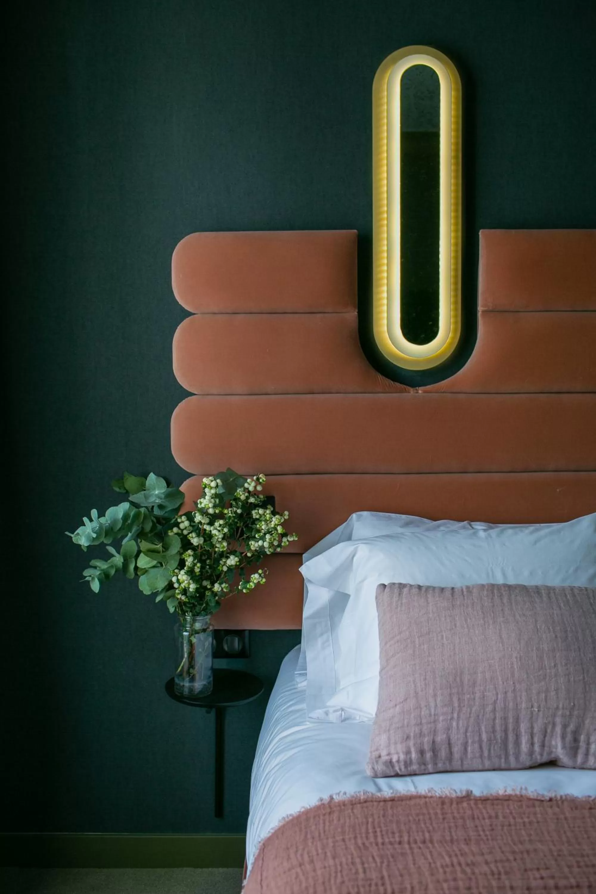 Bedroom, Bed in La Planque Hotel