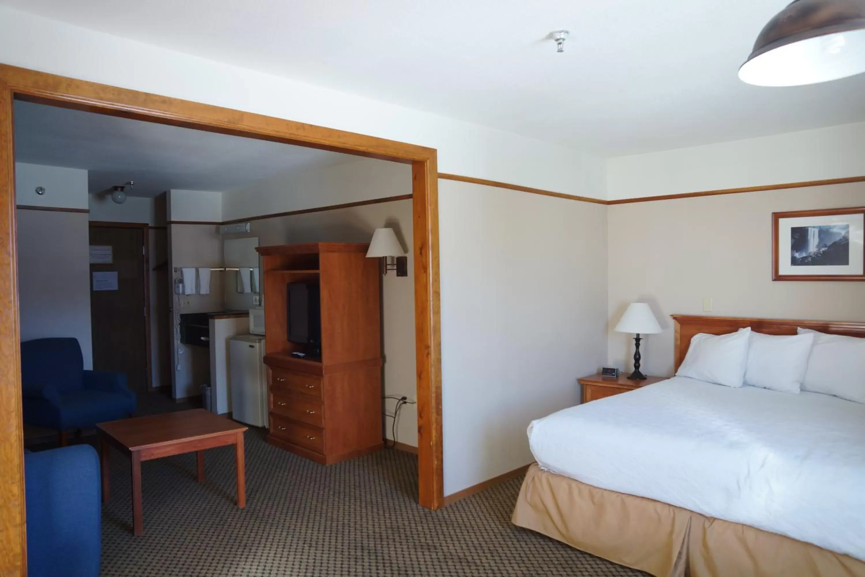 Bedroom in Luxury Inn & Suites