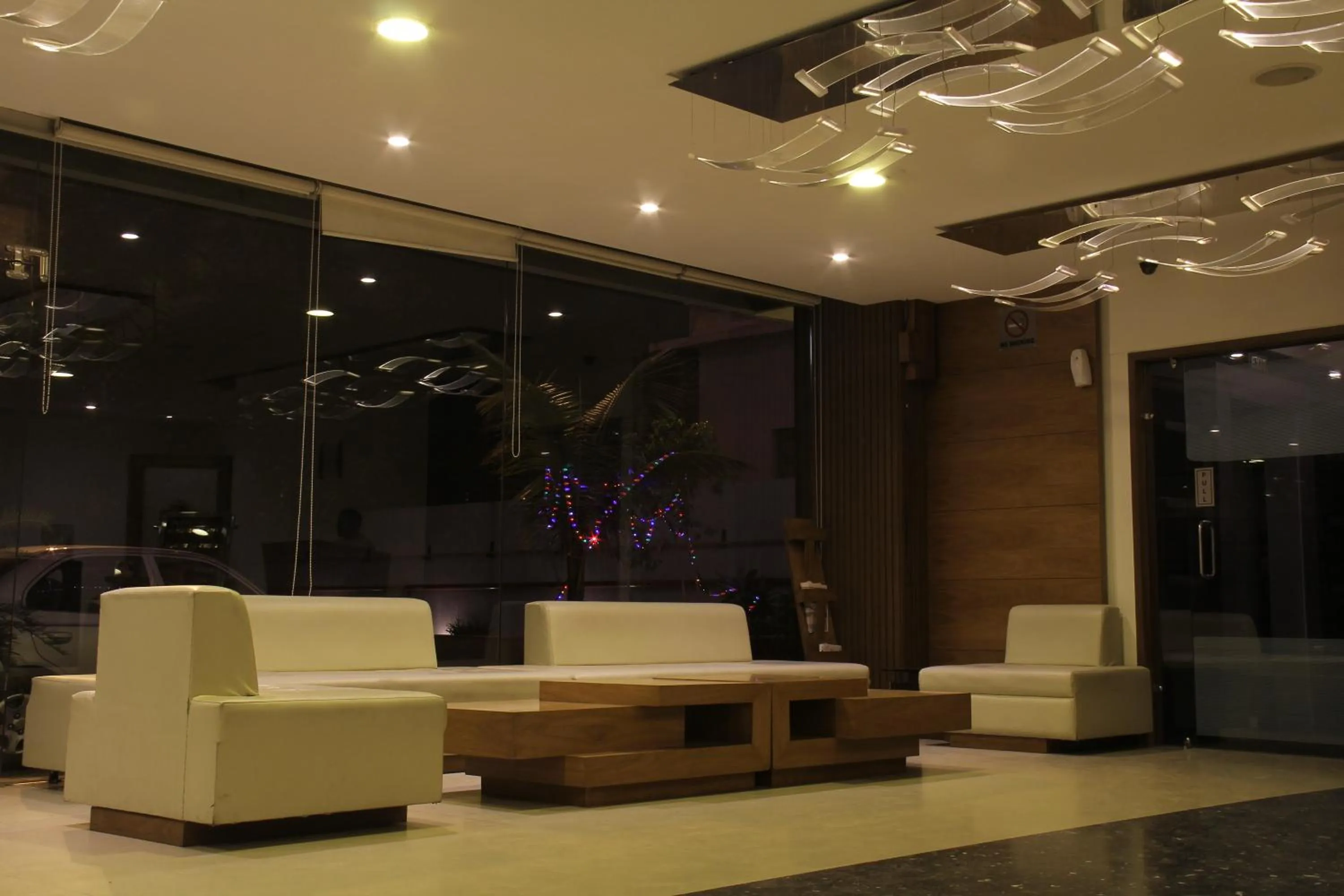 Lobby or reception in Hotel Platinum Inn