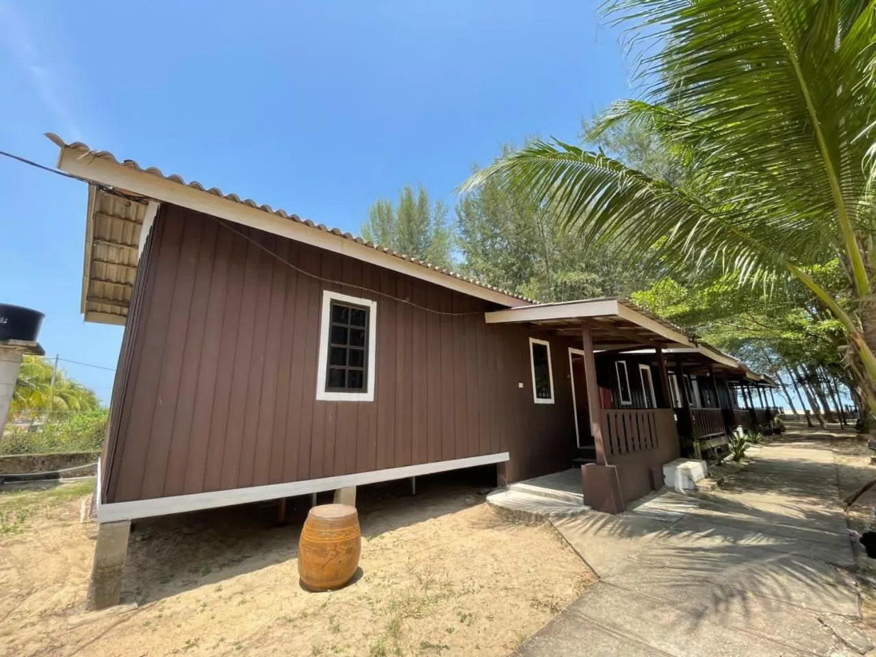 DGeting Beach Resort