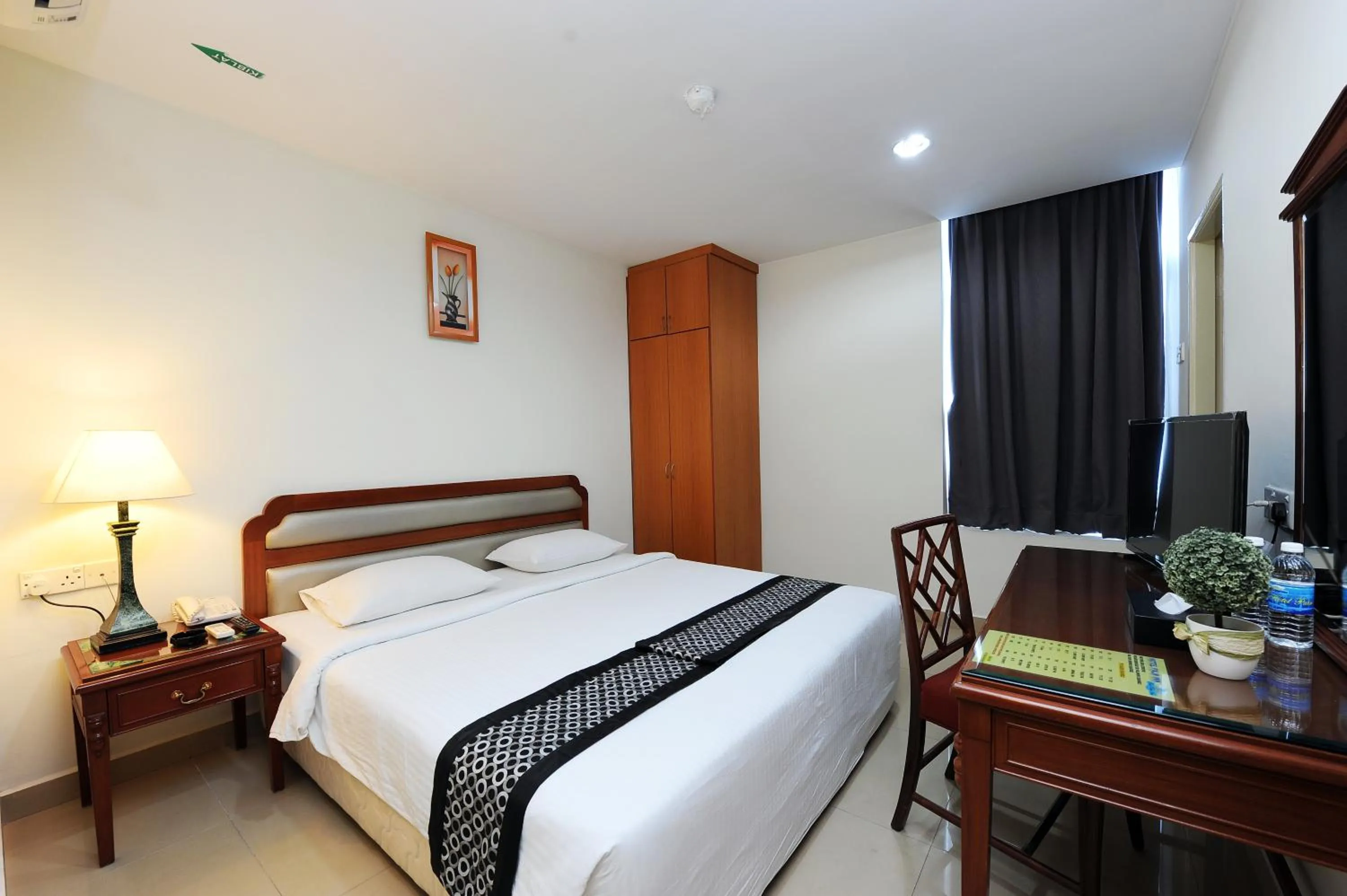 Photo of the whole room, Bed in Palm Inn Ampang Point