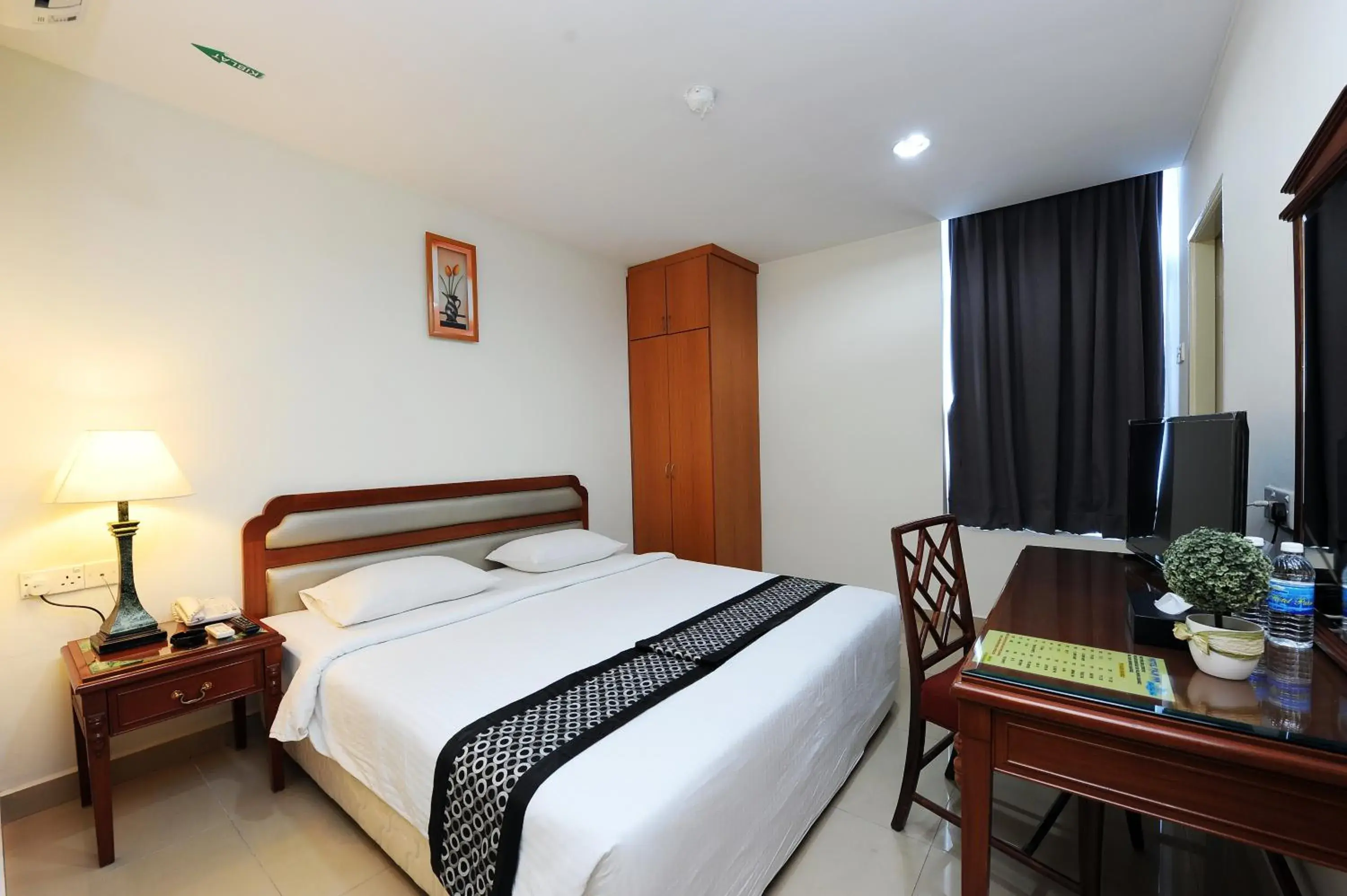 Photo of the whole room, Bed in Palm Inn Ampang Point