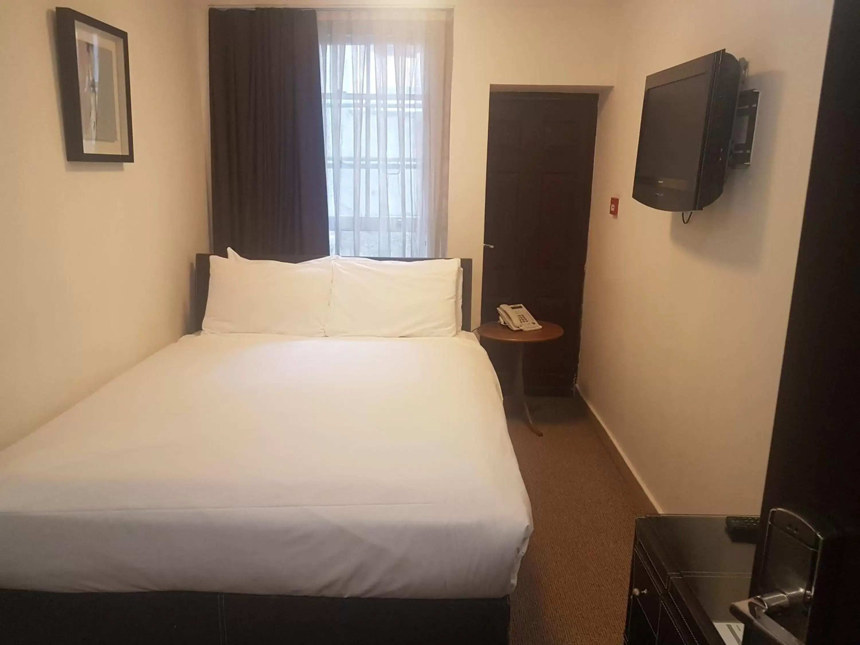Economy Double Room in The Royale Chulan Hyde Park Hotel