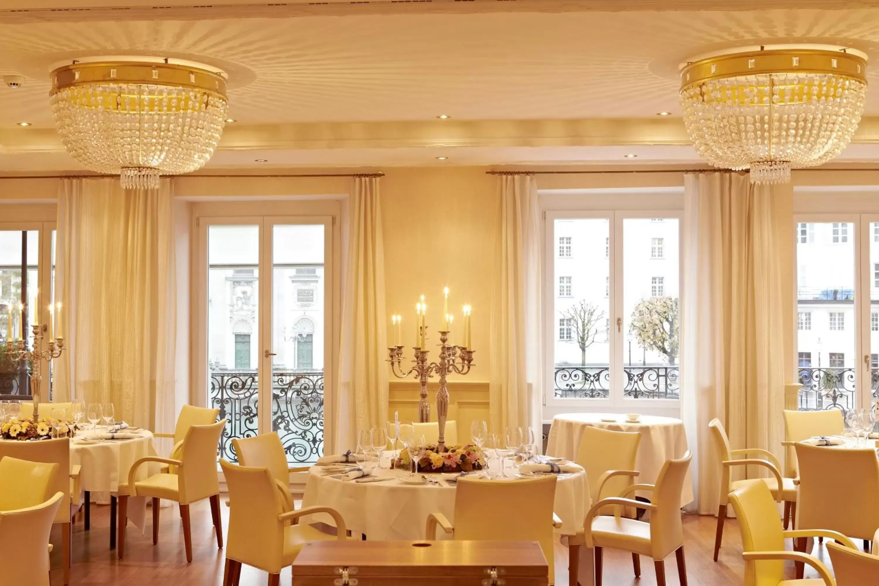 Banquet/Function facilities, Restaurant/Places to Eat in Hotel des Balances