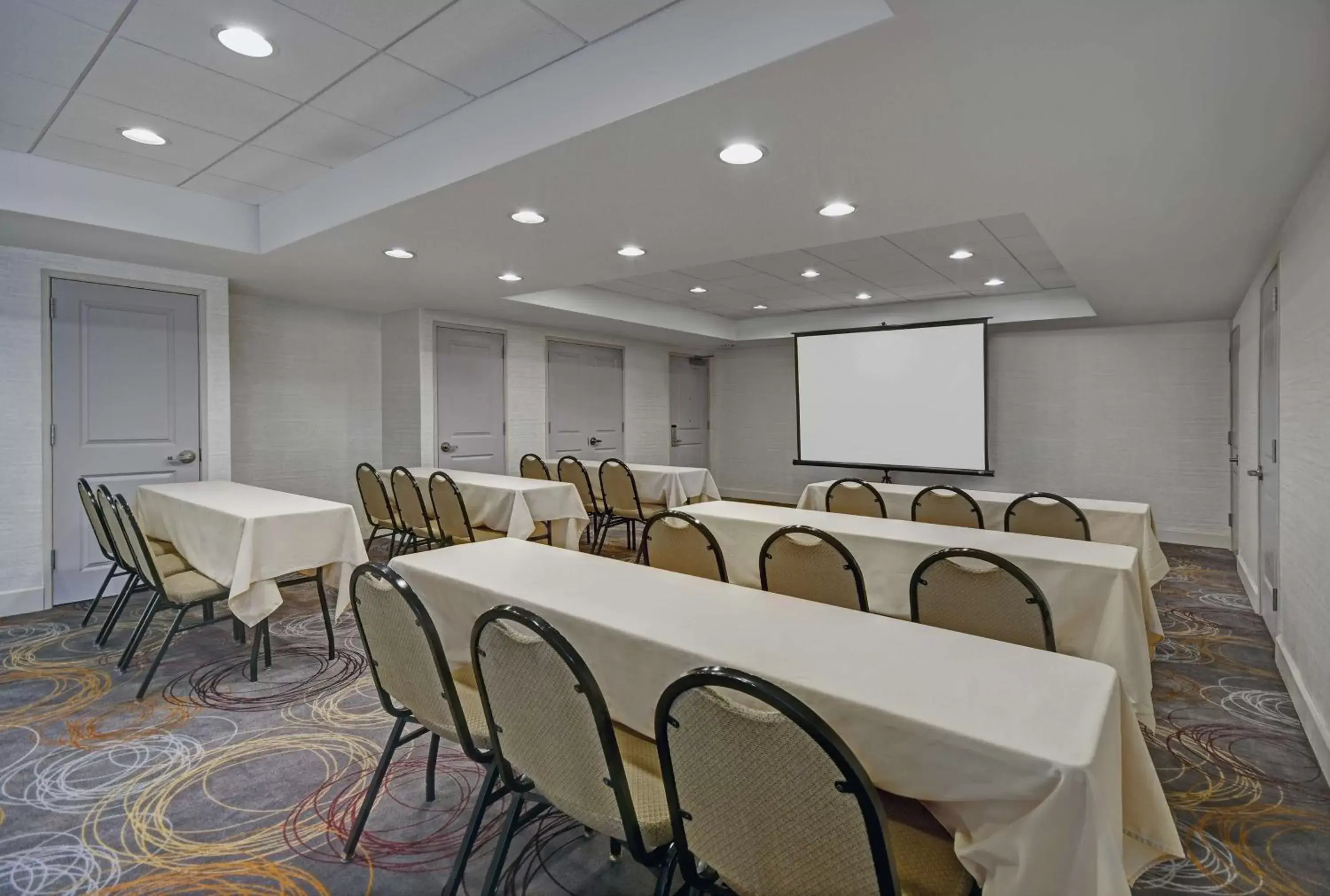 Meeting/conference room in Homewood Suites by Hilton Eatontown