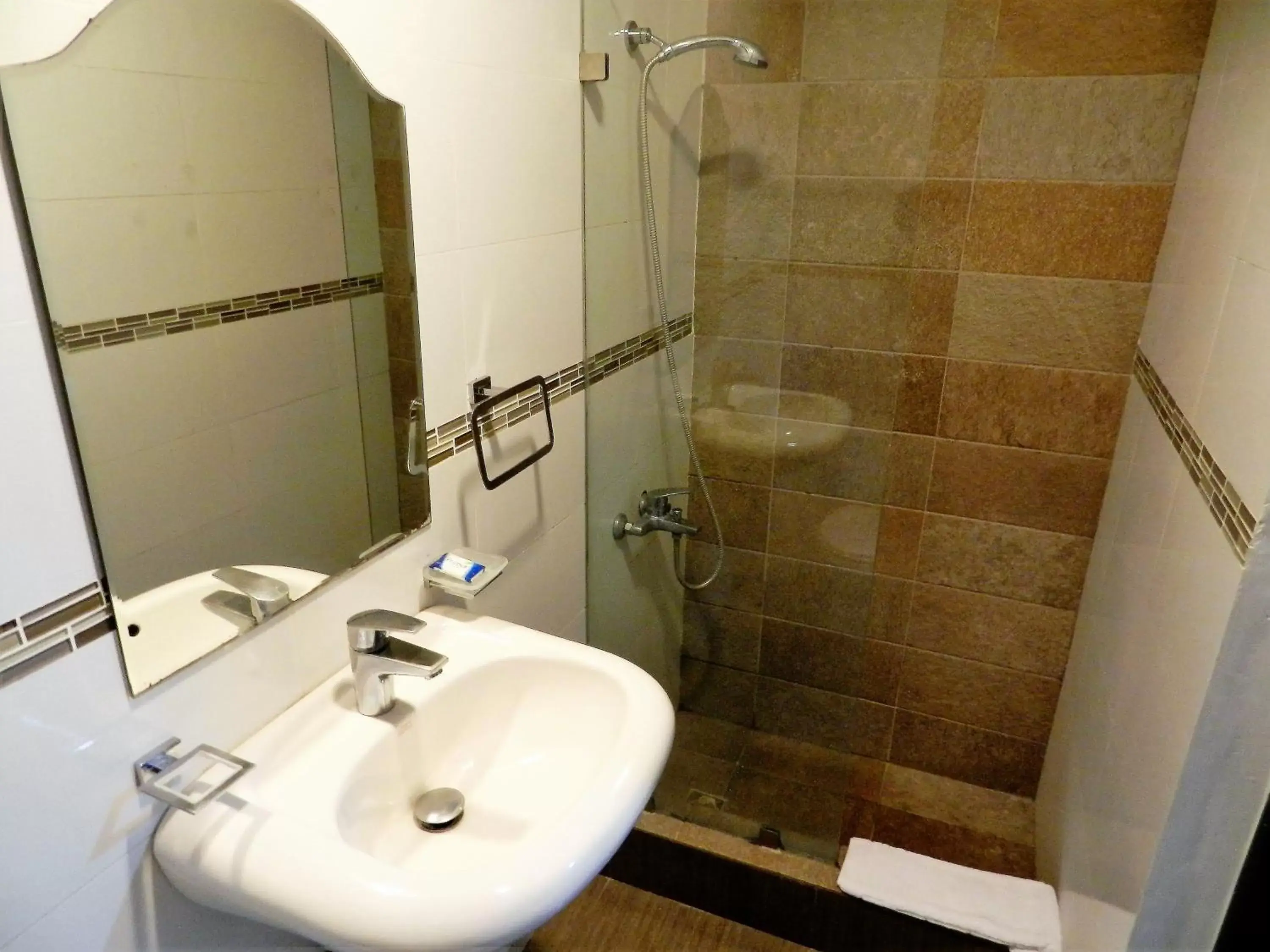 Bathroom in Hotel La Colonia