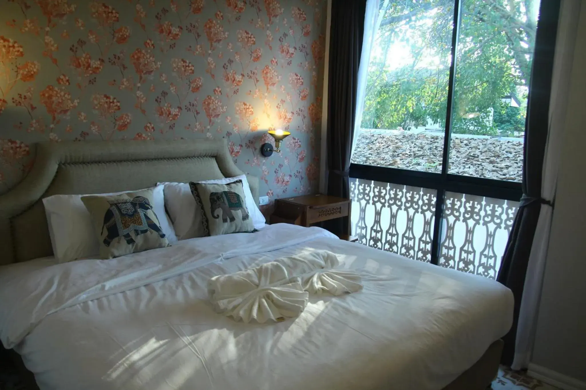 Bed in Si Phum Heritage Boutique, Chiang Mai