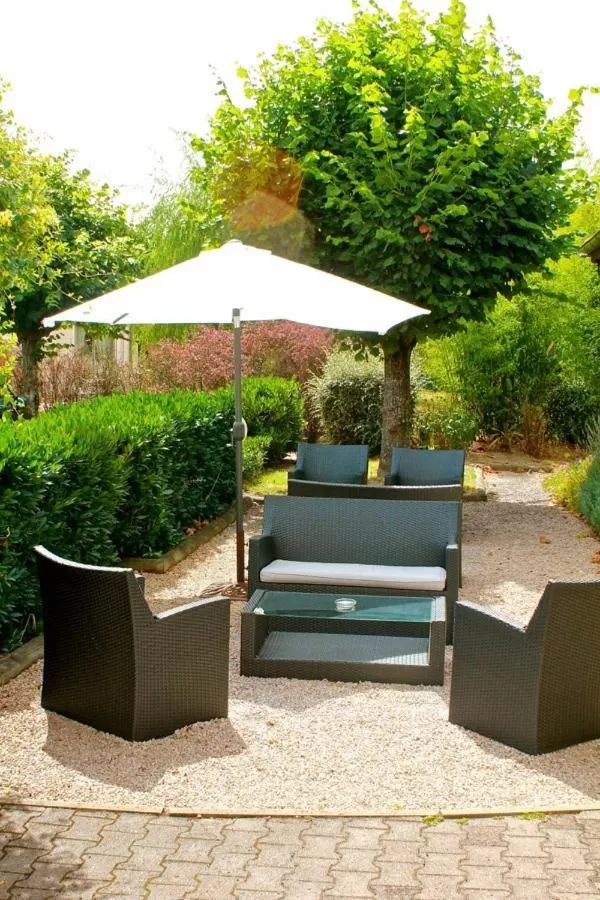 Patio in The Originals Boutique, Hôtel Marytel, Montbrison