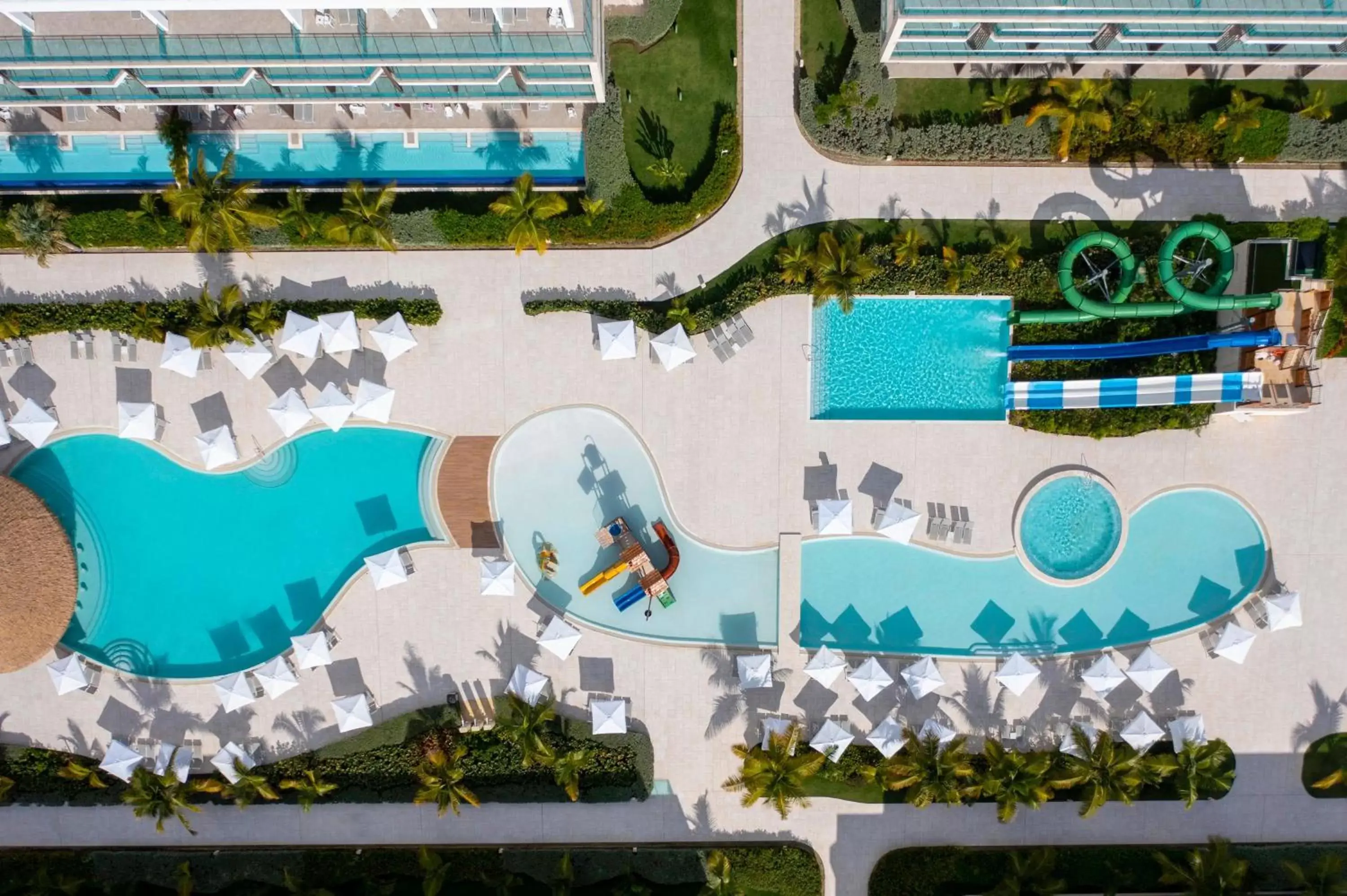 Swimming pool in Serenade Punta Cana Beach & Spa Resort Swimming pool in Serenade Punta Cana Beach & Spa Resort