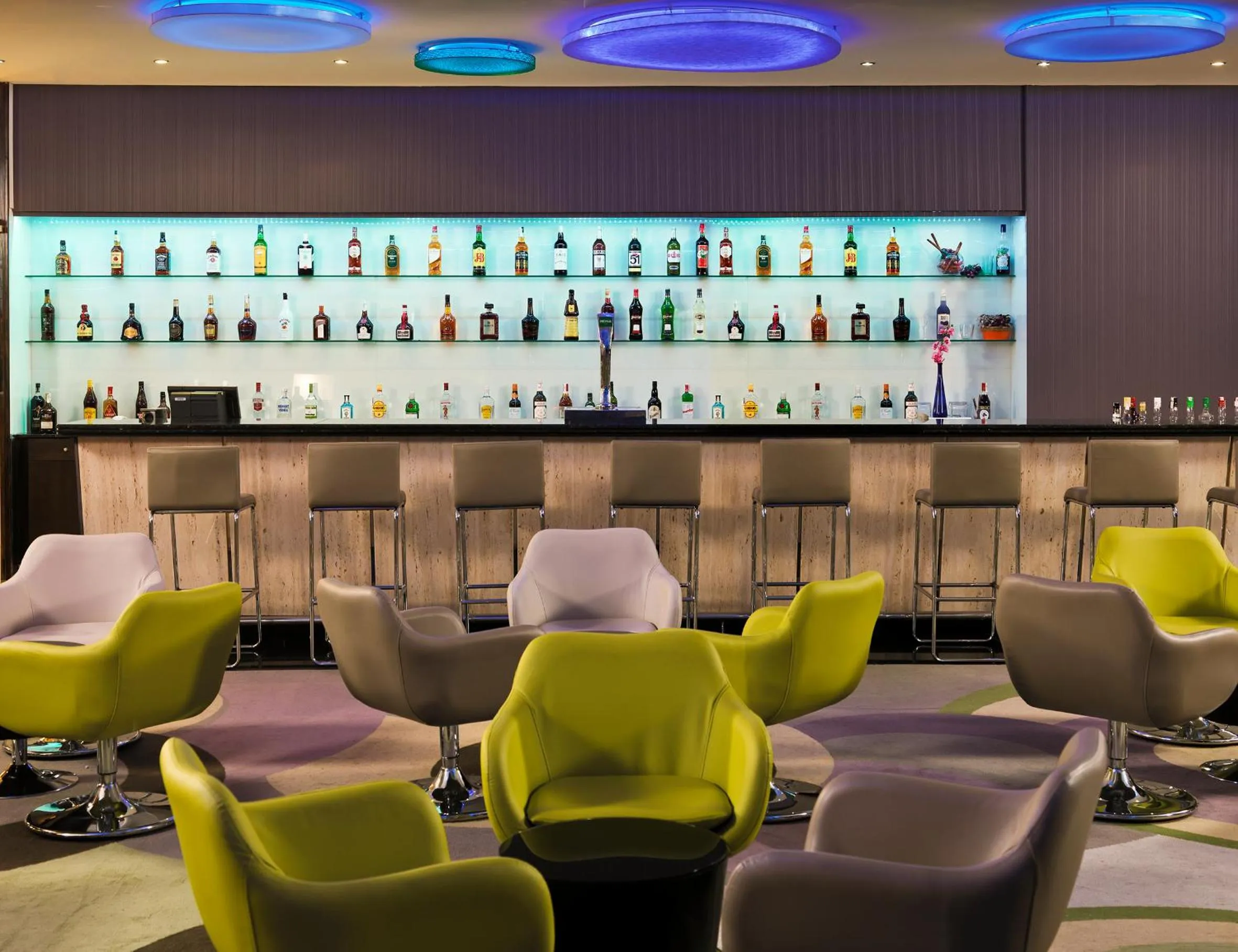 Lounge or bar in H10 Playa Meloneras Horizons Collection