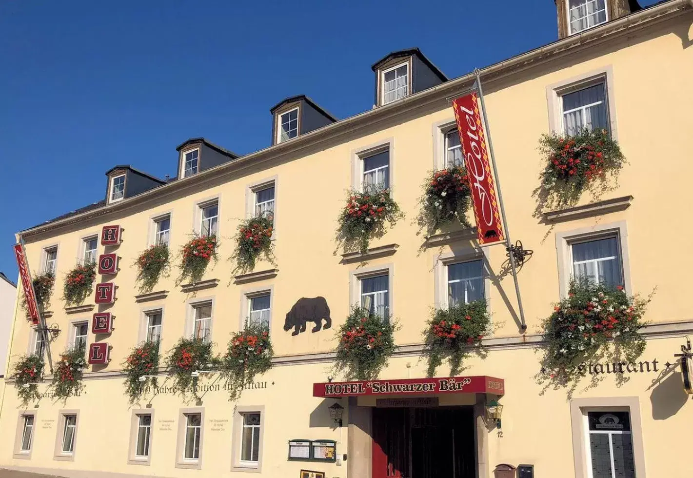 Property Building in Hotel Schwarzer Bär