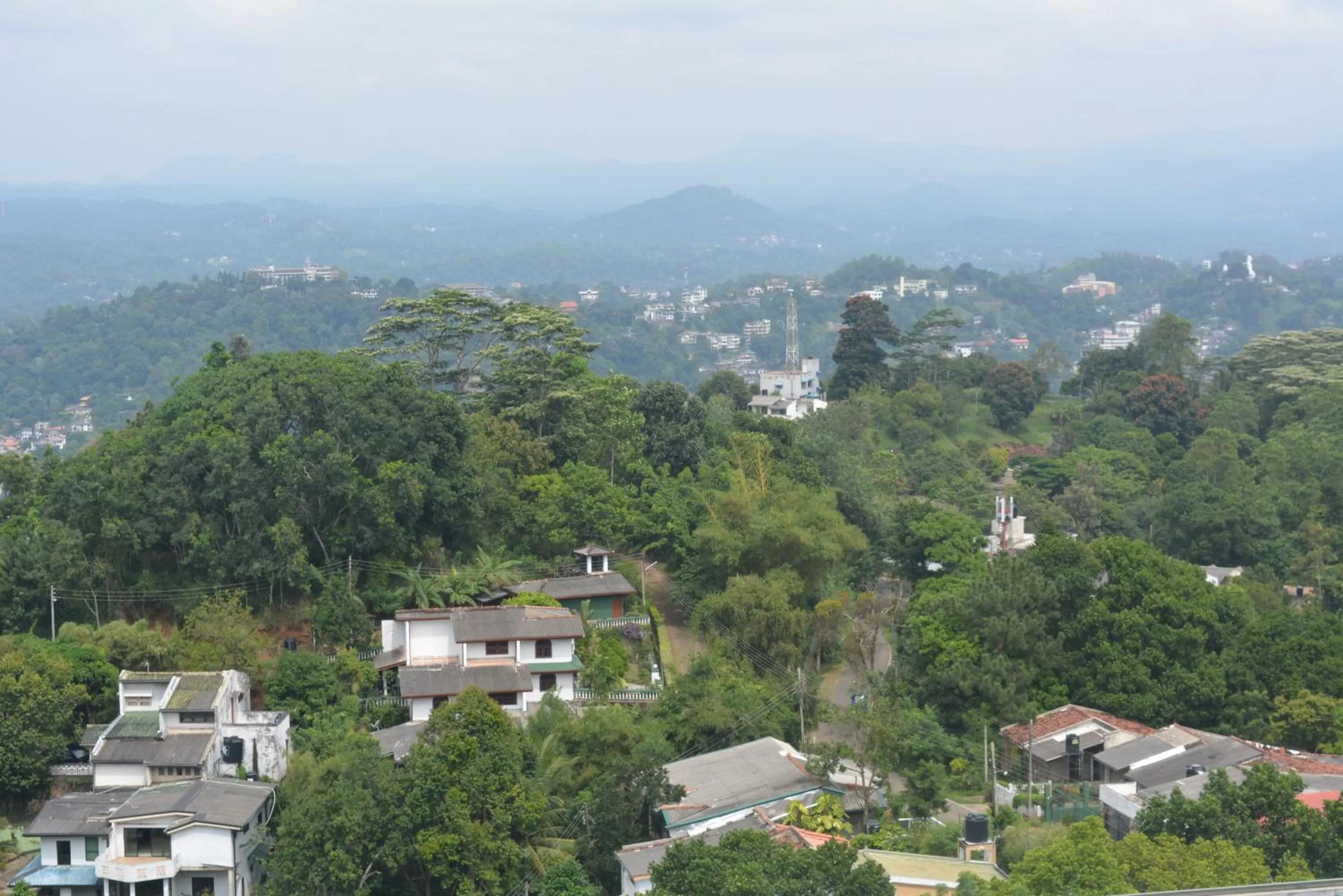 Bird's-eye View in Kandy Unique Hotel