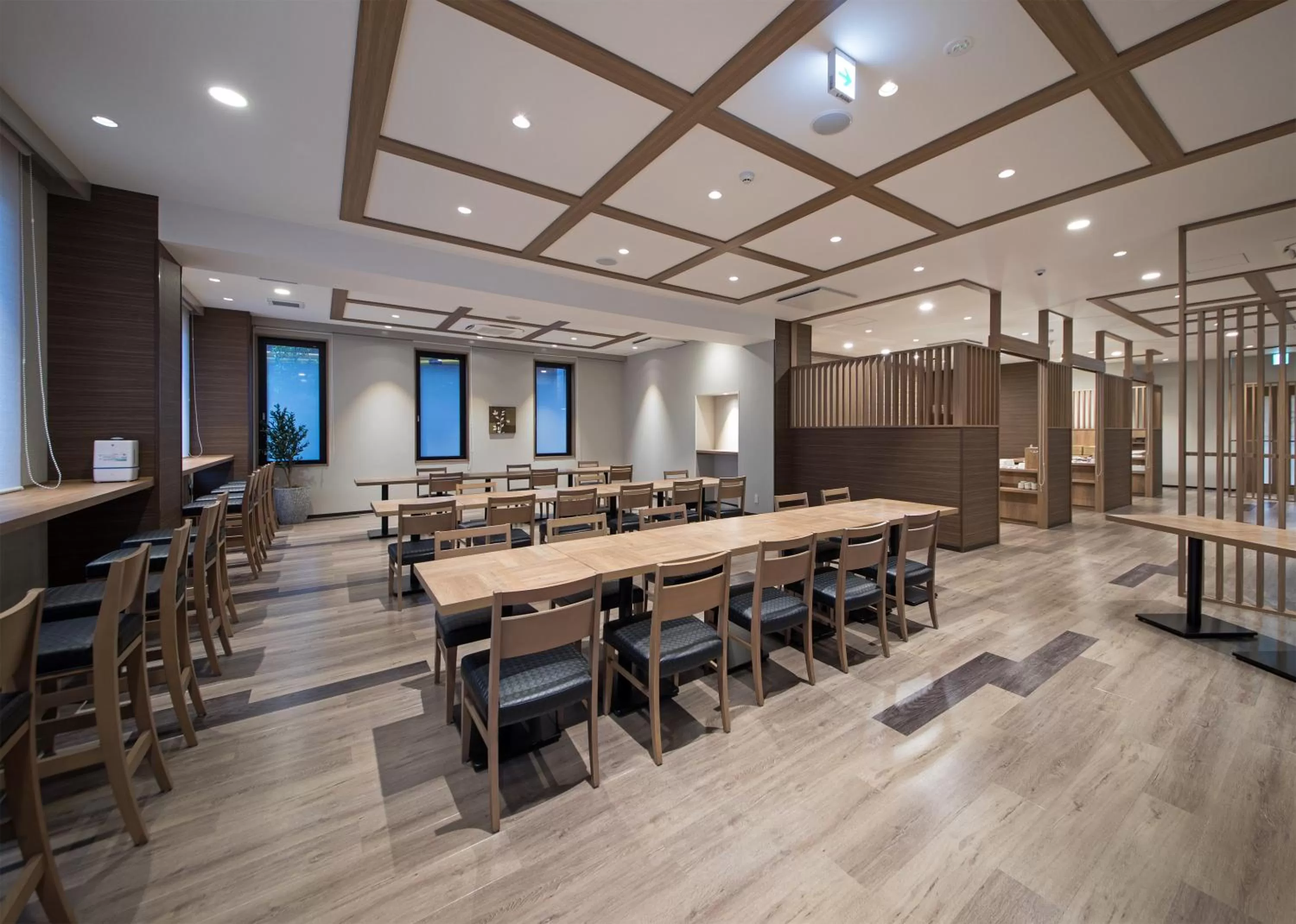 Restaurant/places to eat in Hotel Route-Inn Hamada Ekimae