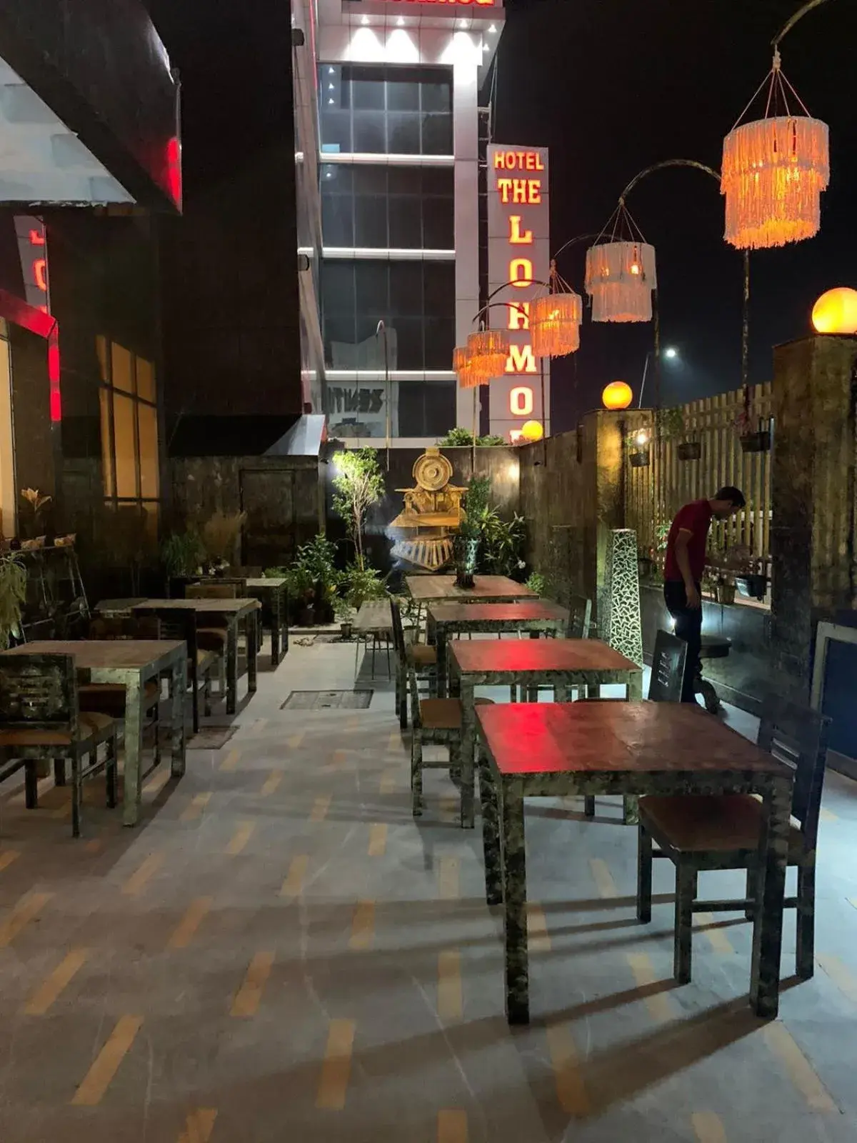 Restaurant/places to eat in Zenith Hotel - Delhi Airport Restaurant/places to eat in Zenith Hotel - Delhi Airport