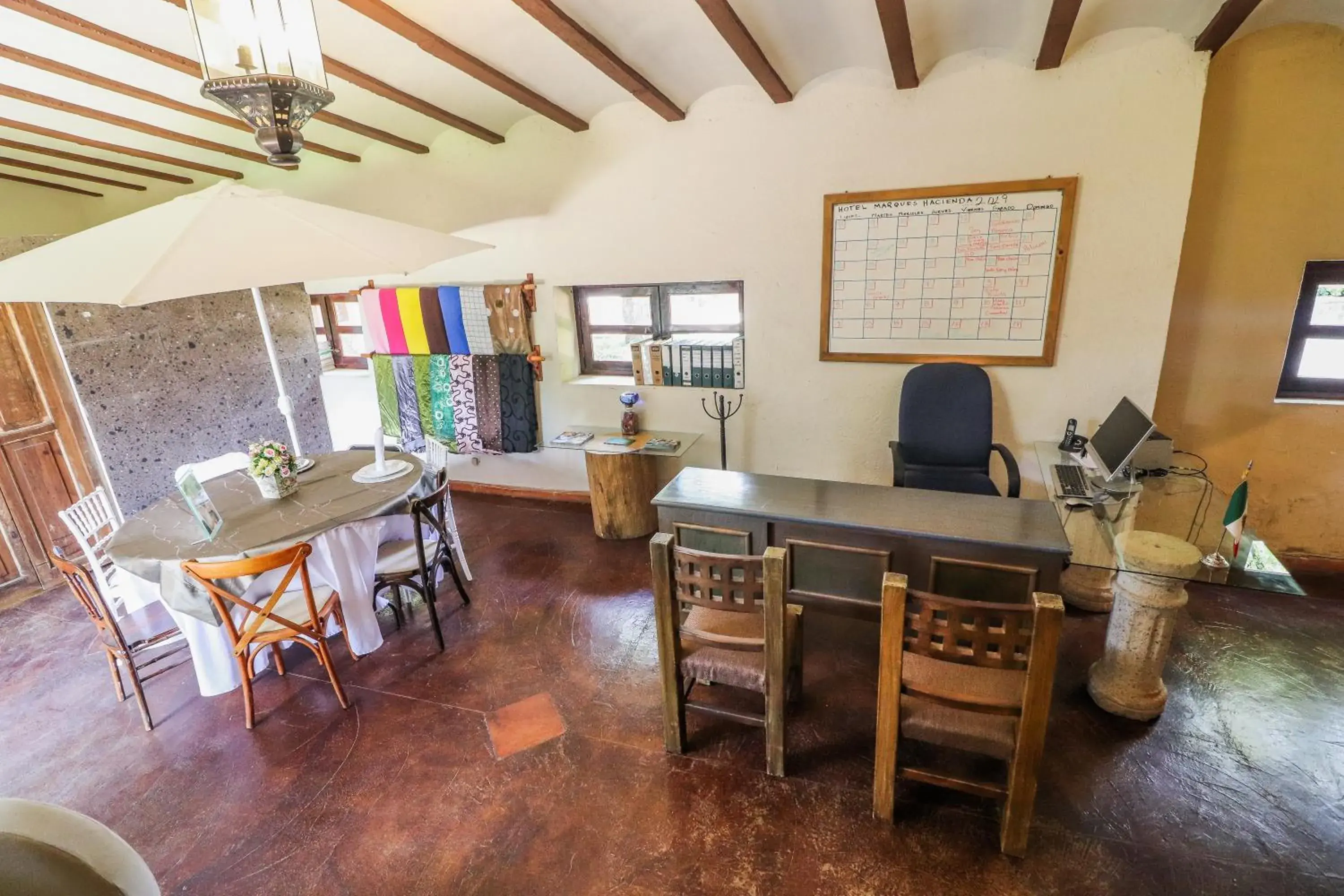 Living room in El Marques Hacienda