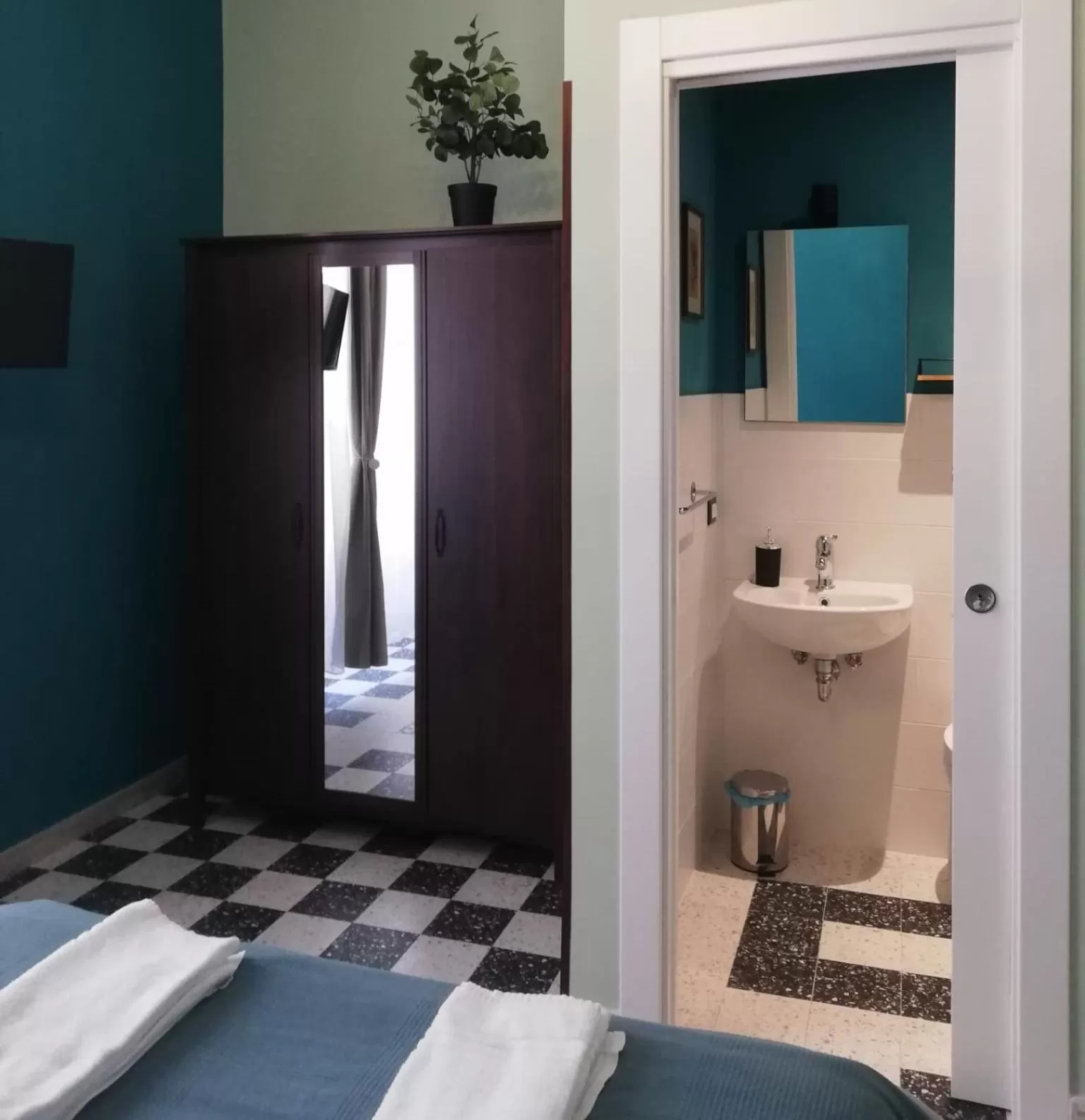 Bathroom in The Painter's House