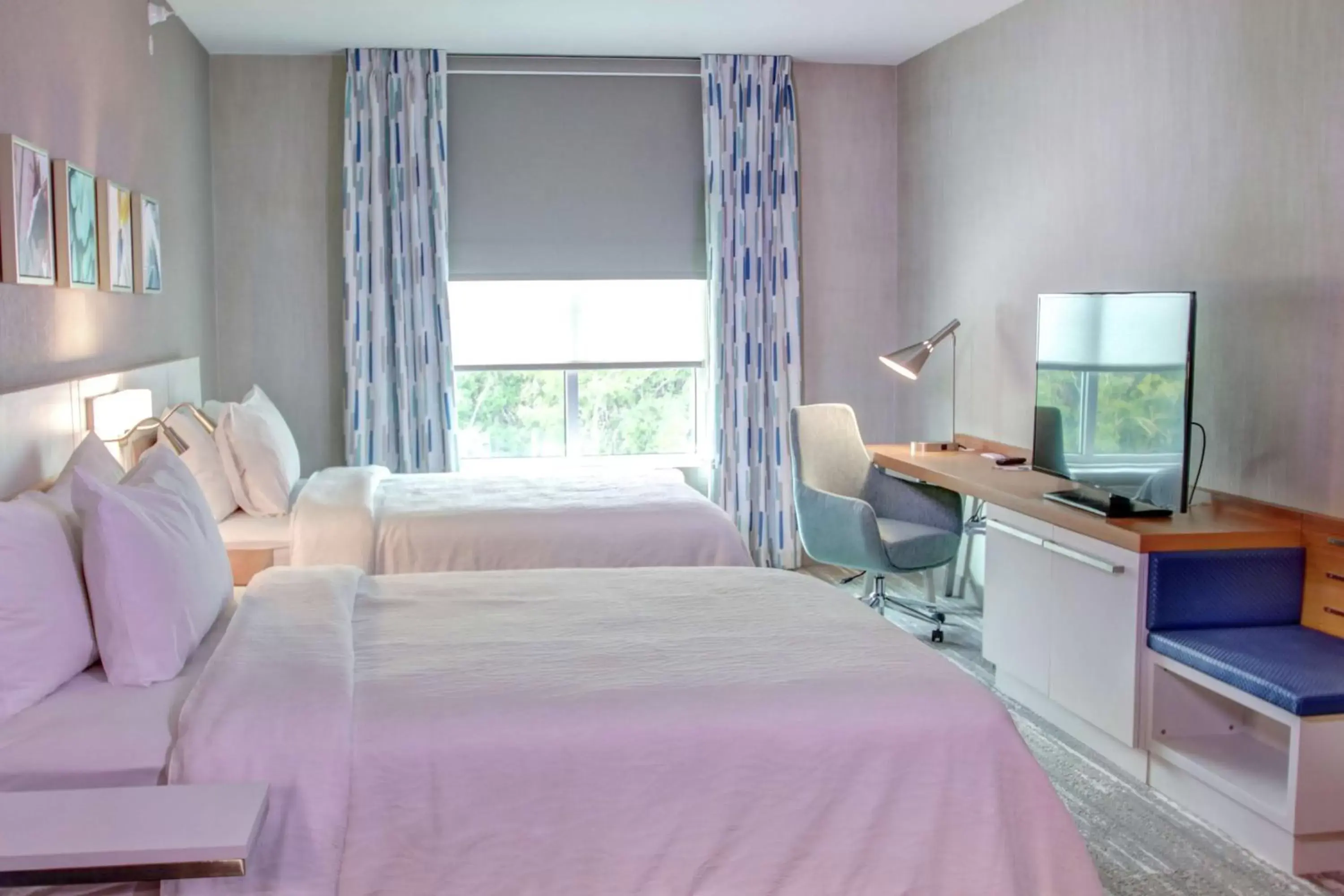 Bedroom, Bed in Hilton Garden Inn Tampa - Wesley Chapel
