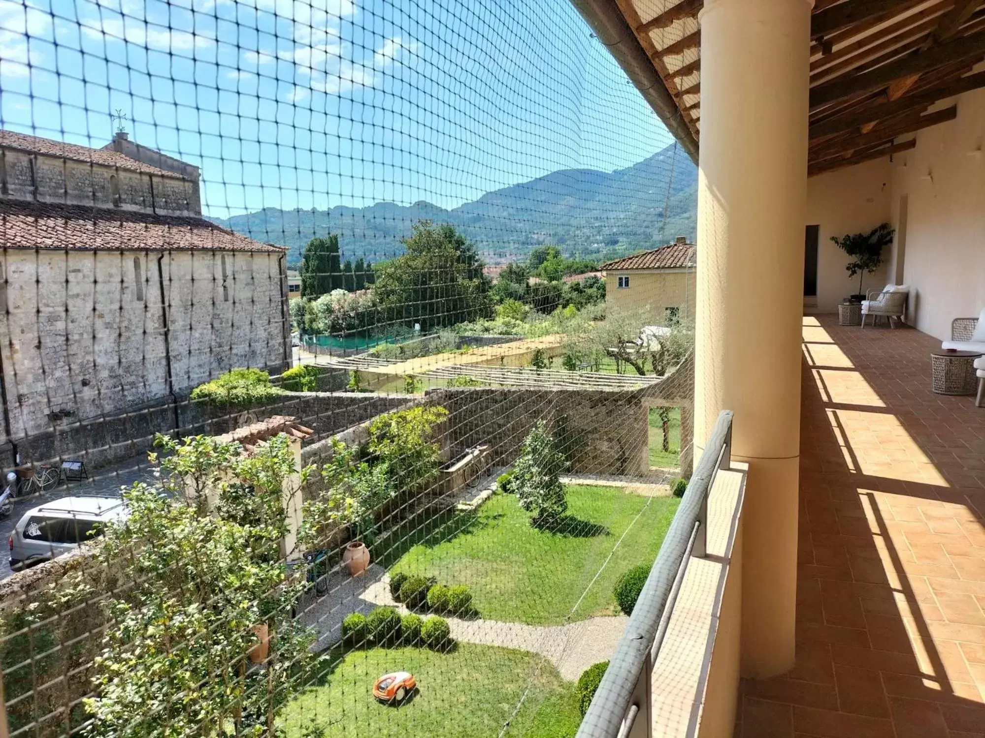 Garden in Badia Giulia Prestigious Historical B&B