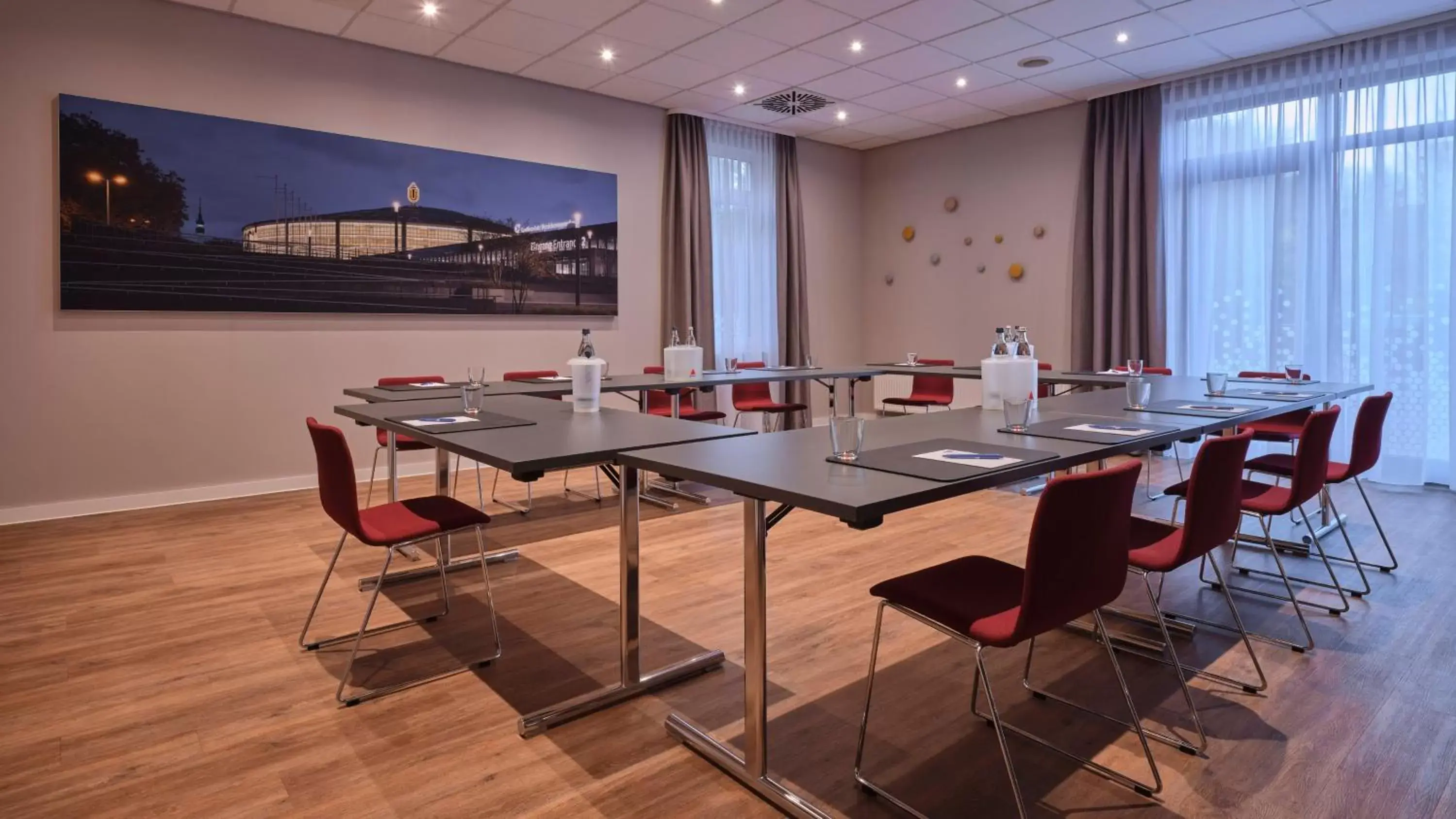 Meeting/conference room in Holiday Inn Express Dortmund, an IHG Hotel