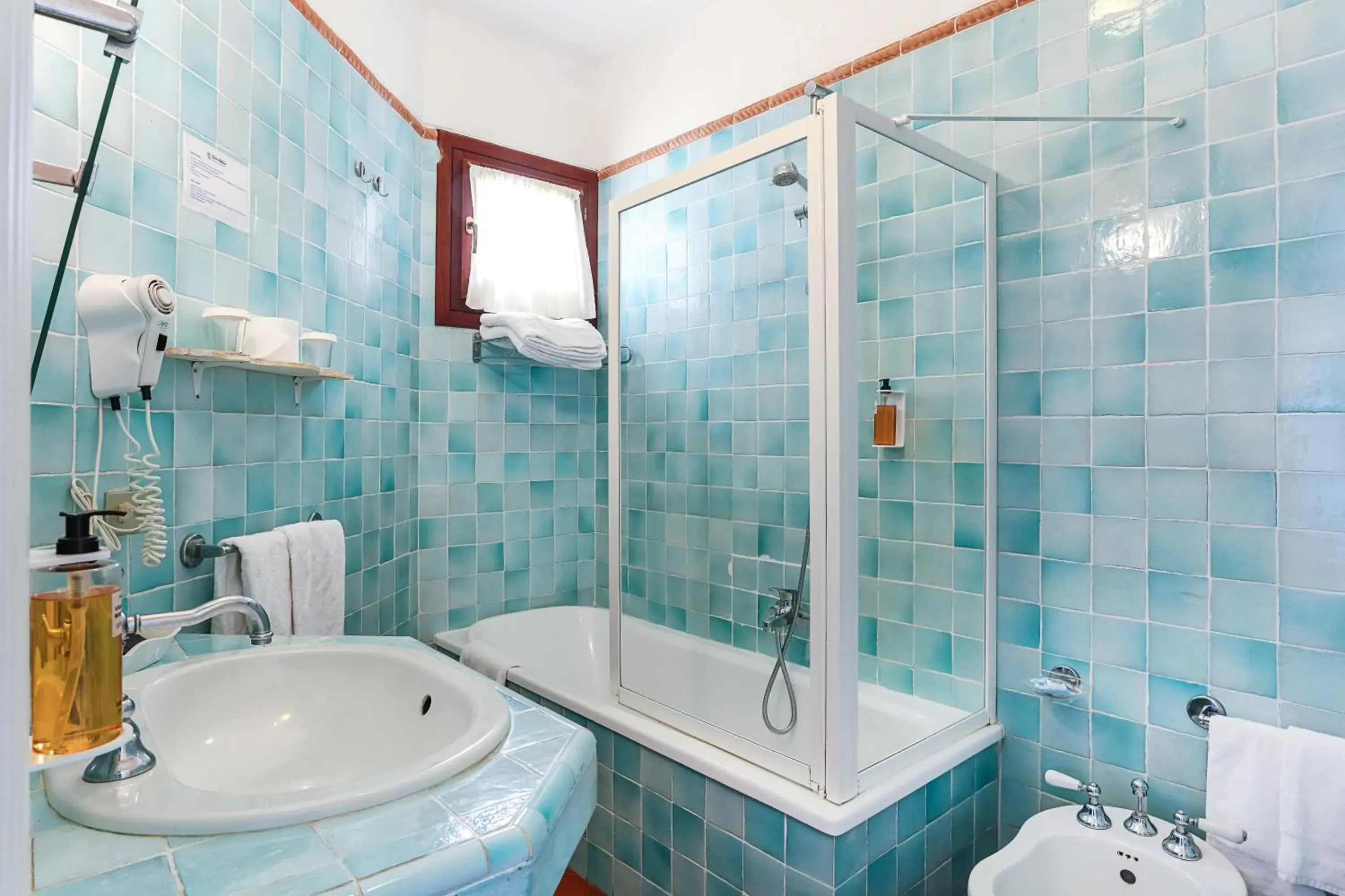 Bathroom in Hotel Stefania Boutique Hotel by the Beach