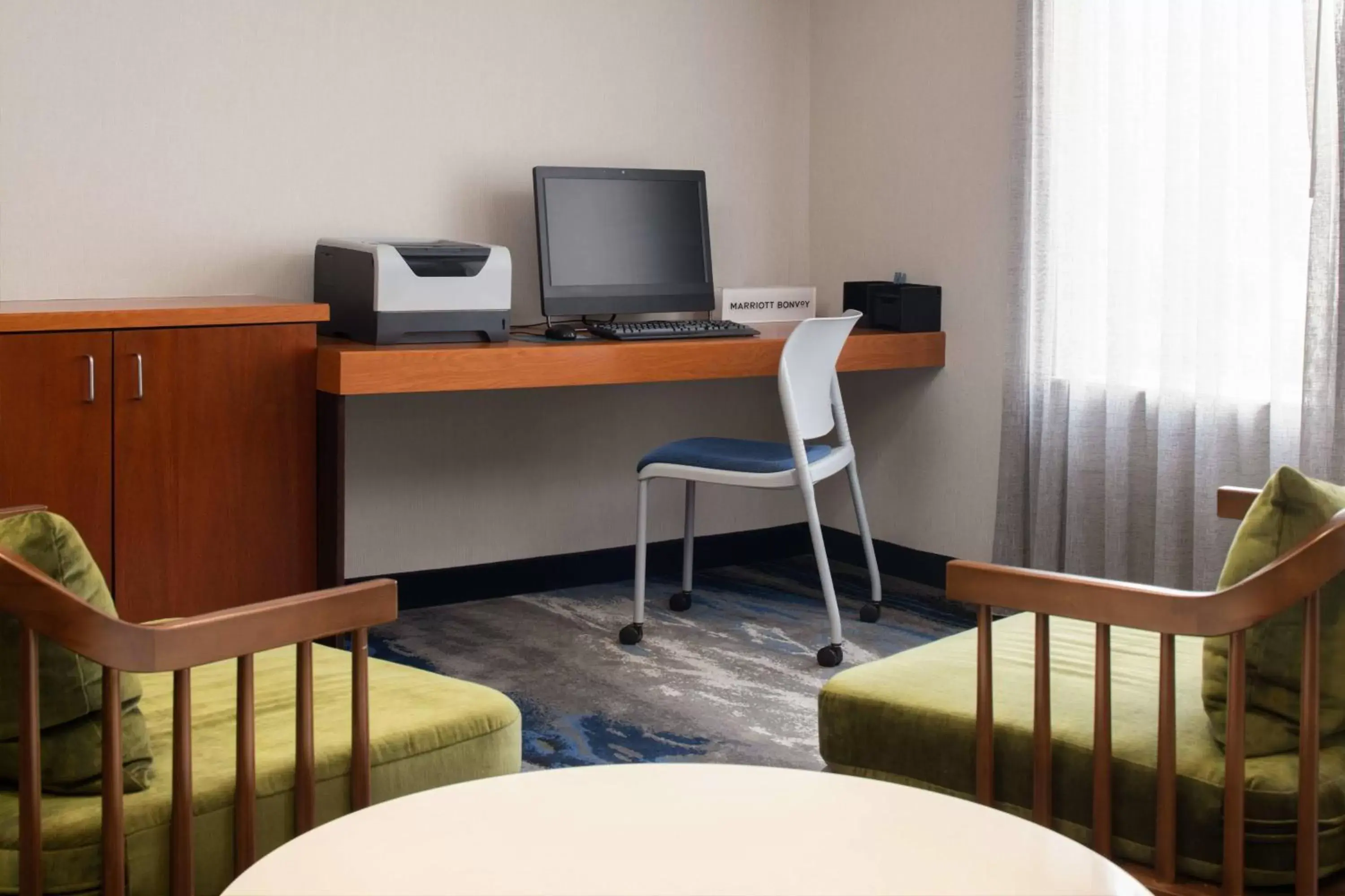 Business facilities, TV/Entertainment Center in Fairfield Inn Spokane Downtown