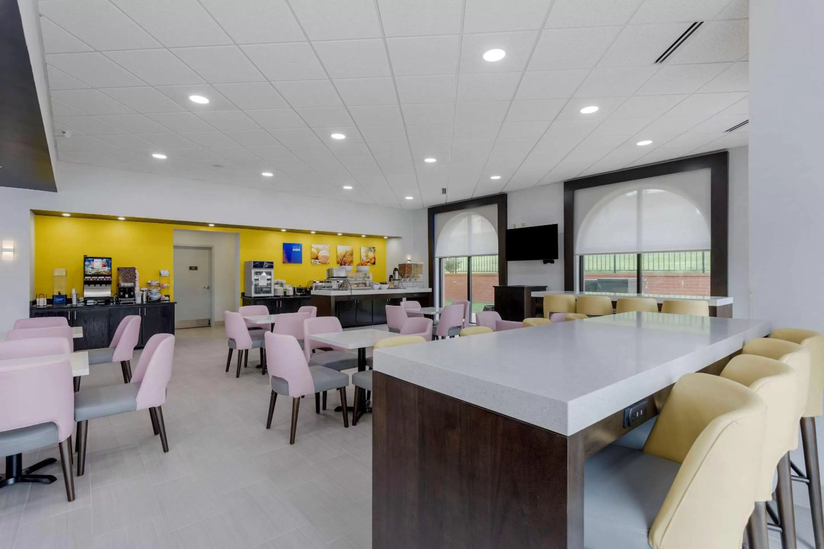 Breakfast in Comfort Suites Mt Juliet-Nashville Area