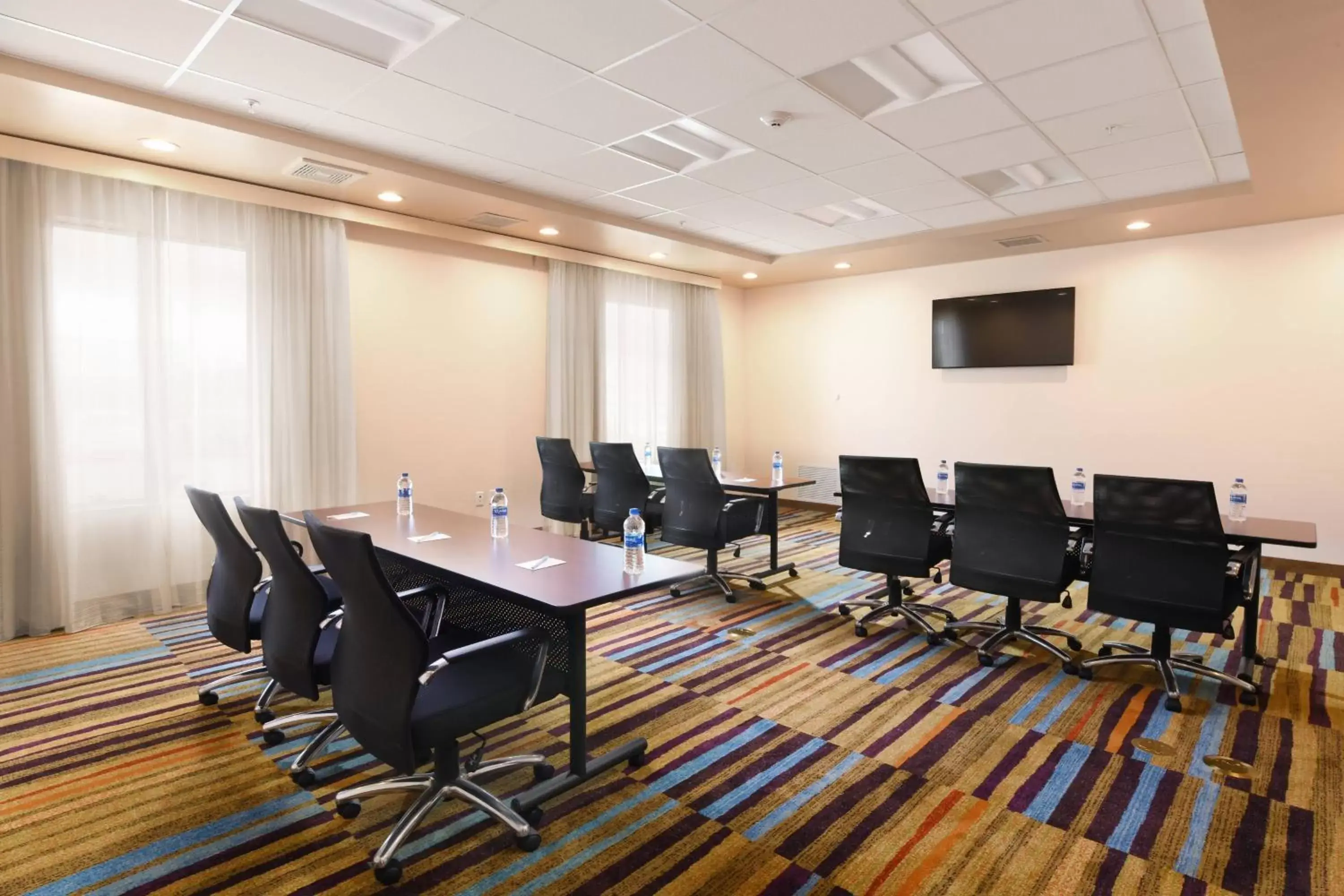 Meeting/conference room in Fairfield Inn & Suites by Marriott Fort Worth South/Burleson