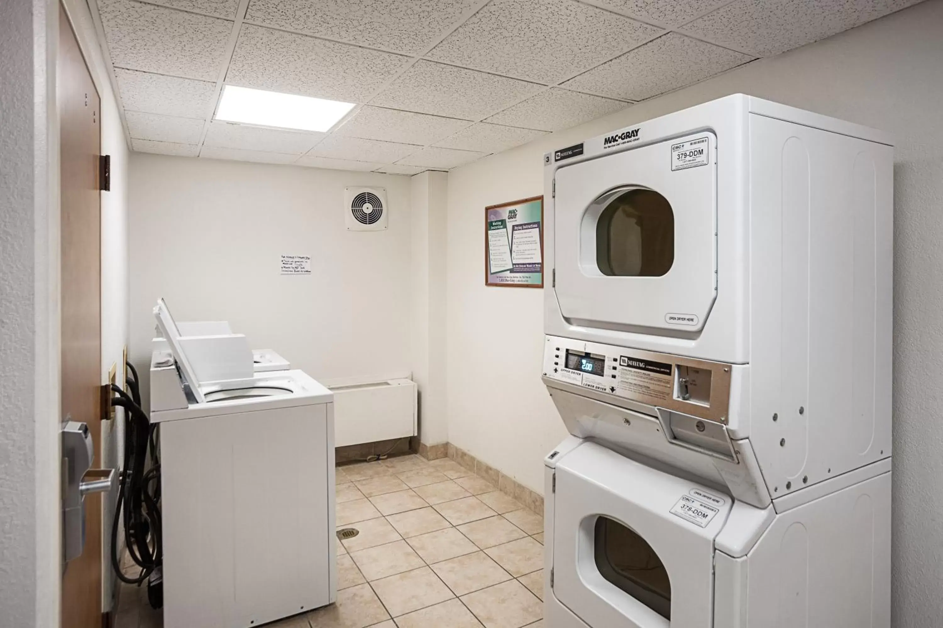 Other, Kitchen/Kitchenette in Motel 6-Binghamton, NY