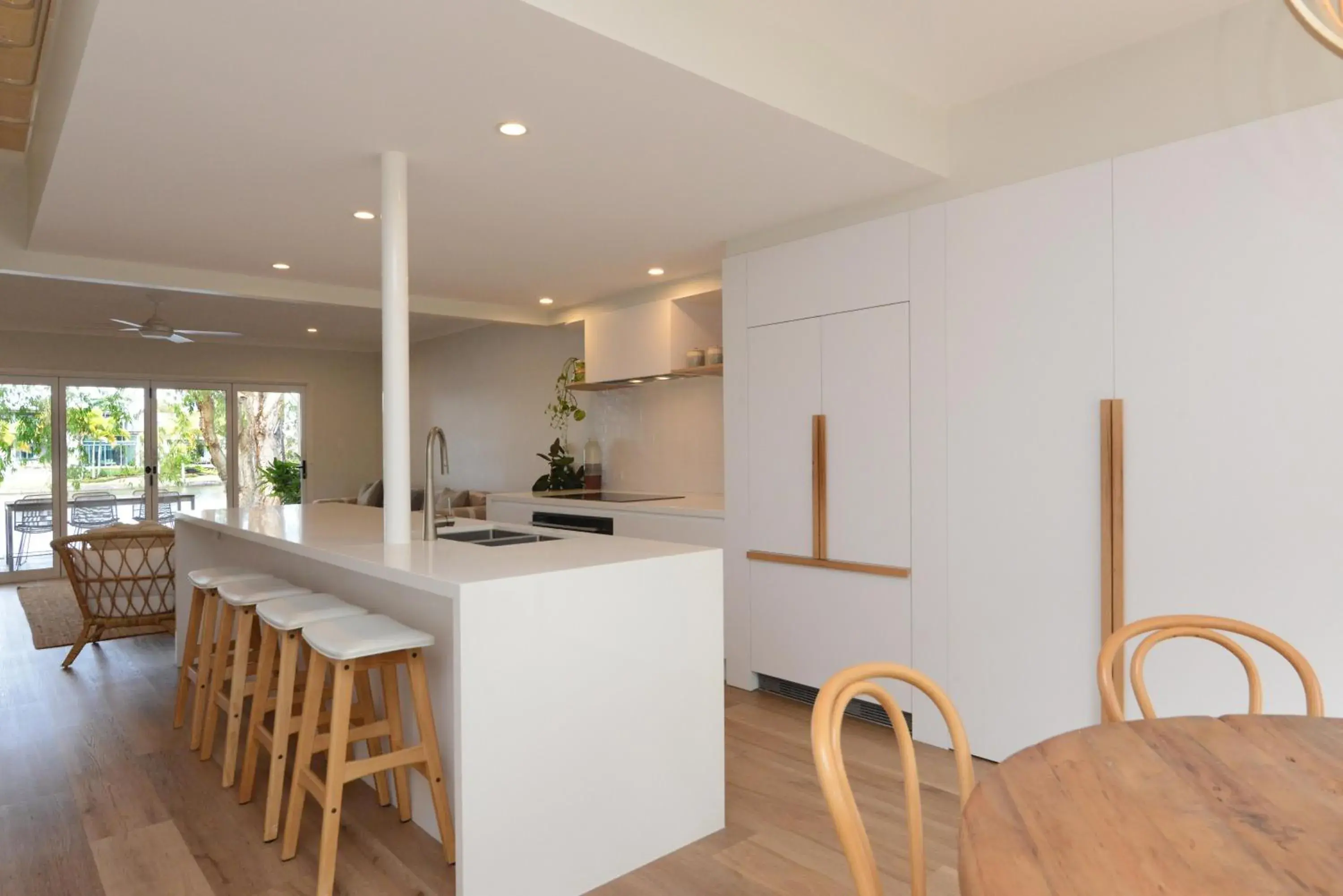 Kitchen/Kitchenette in Noosa Entrance Waterfront Resort