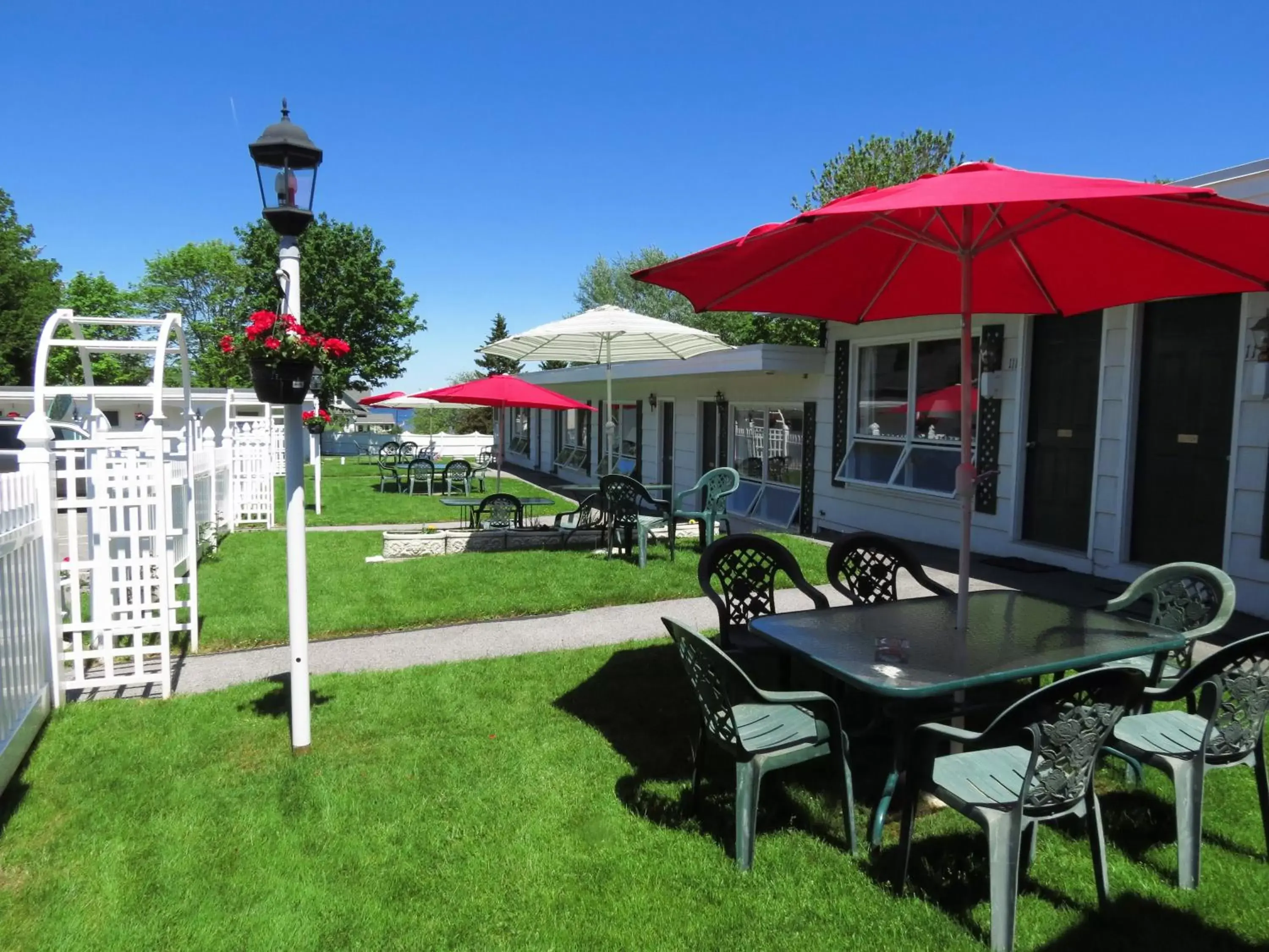 BBQ facilities in Claddagh Motel & Suites