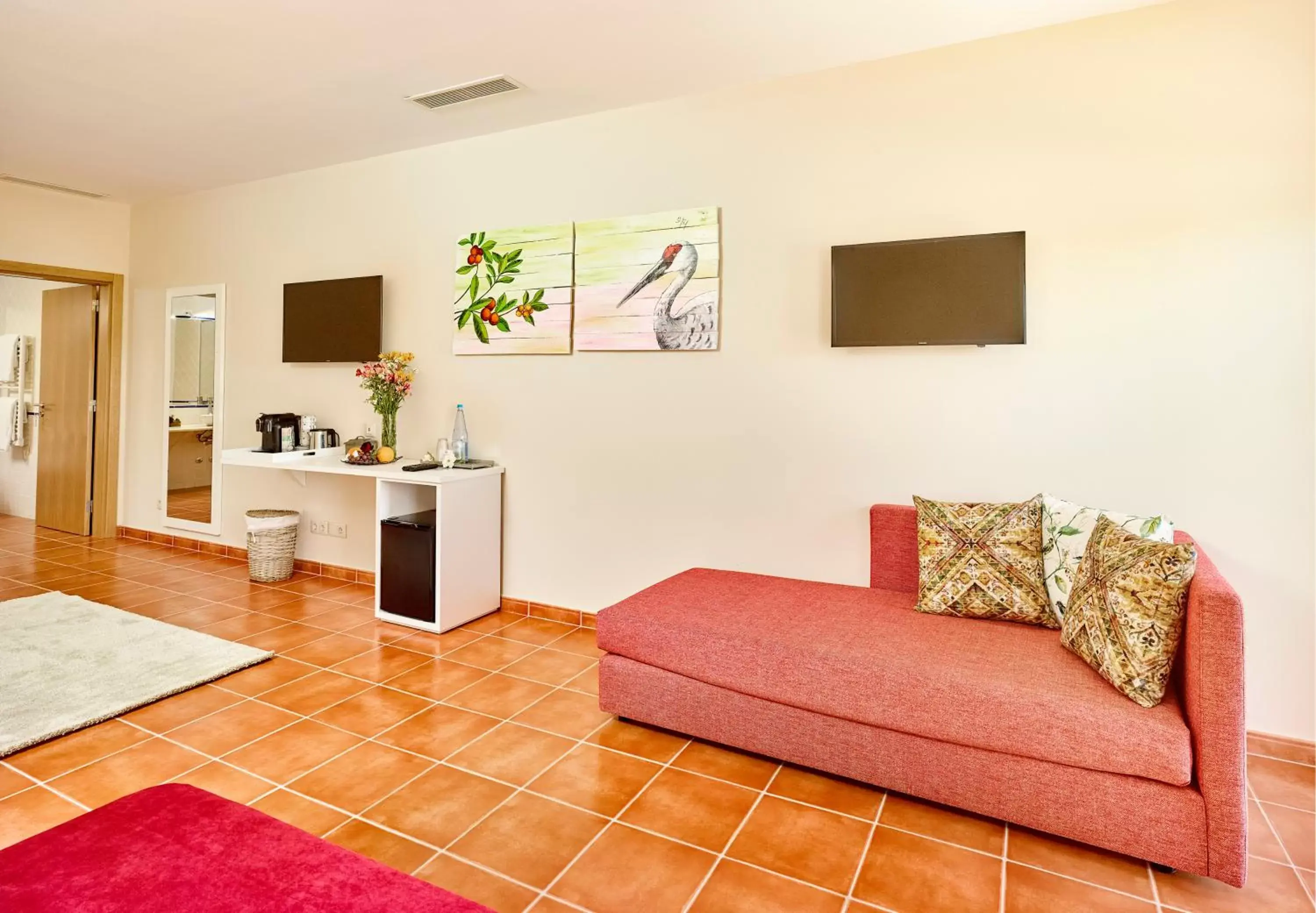 Bedroom, TV/Entertainment Center in Hotel Rural Quinta do Marco - Nature & Dining