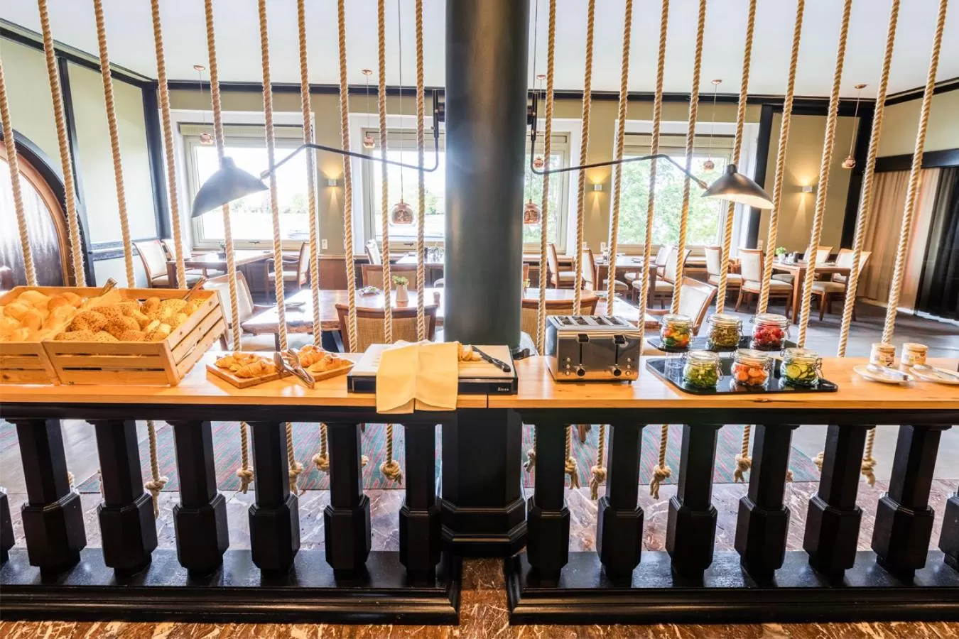 Breakfast in Diehls Hotel