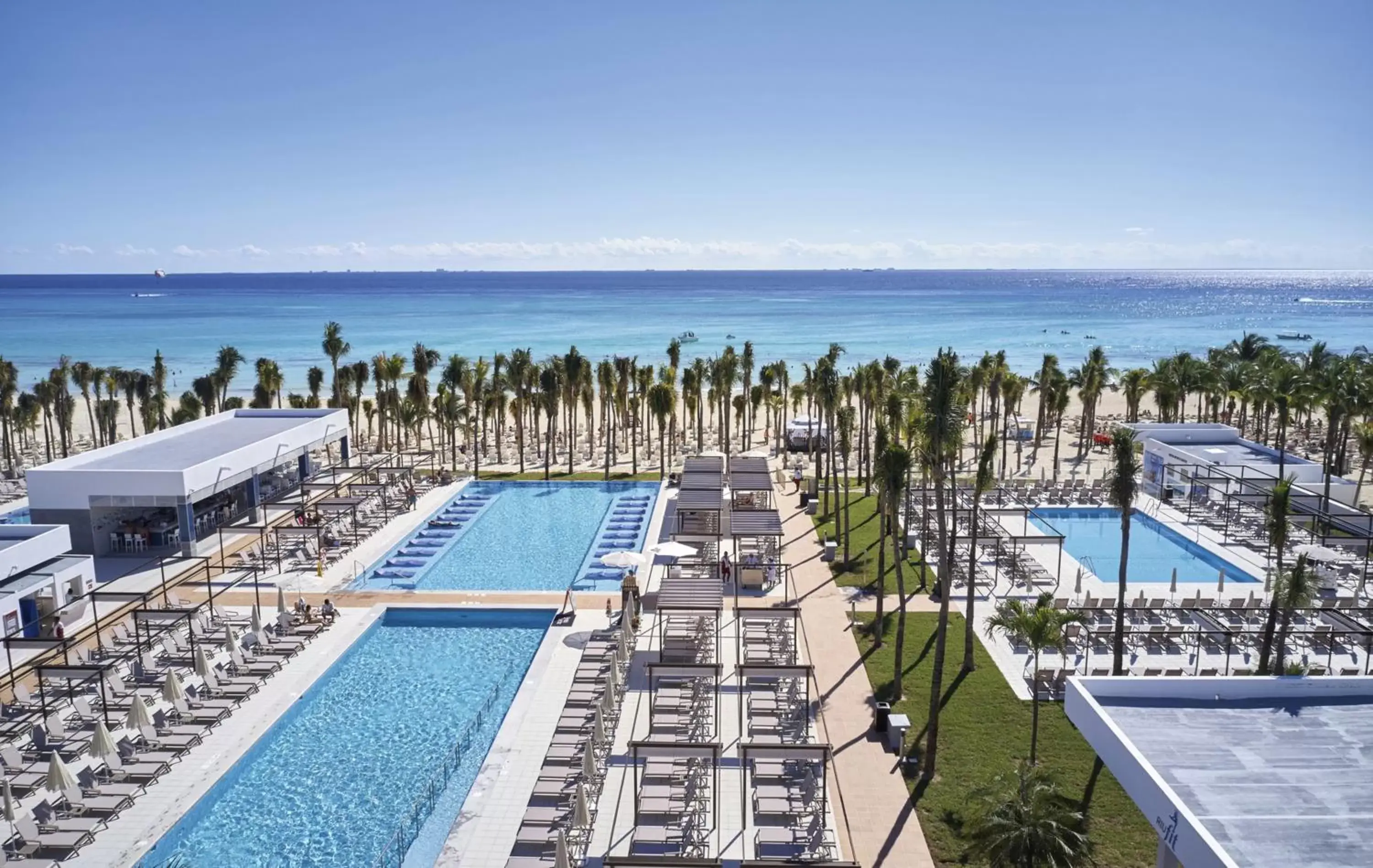 Swimming pool, Pool View in Riu Palace Riviera Maya - All Inclusive