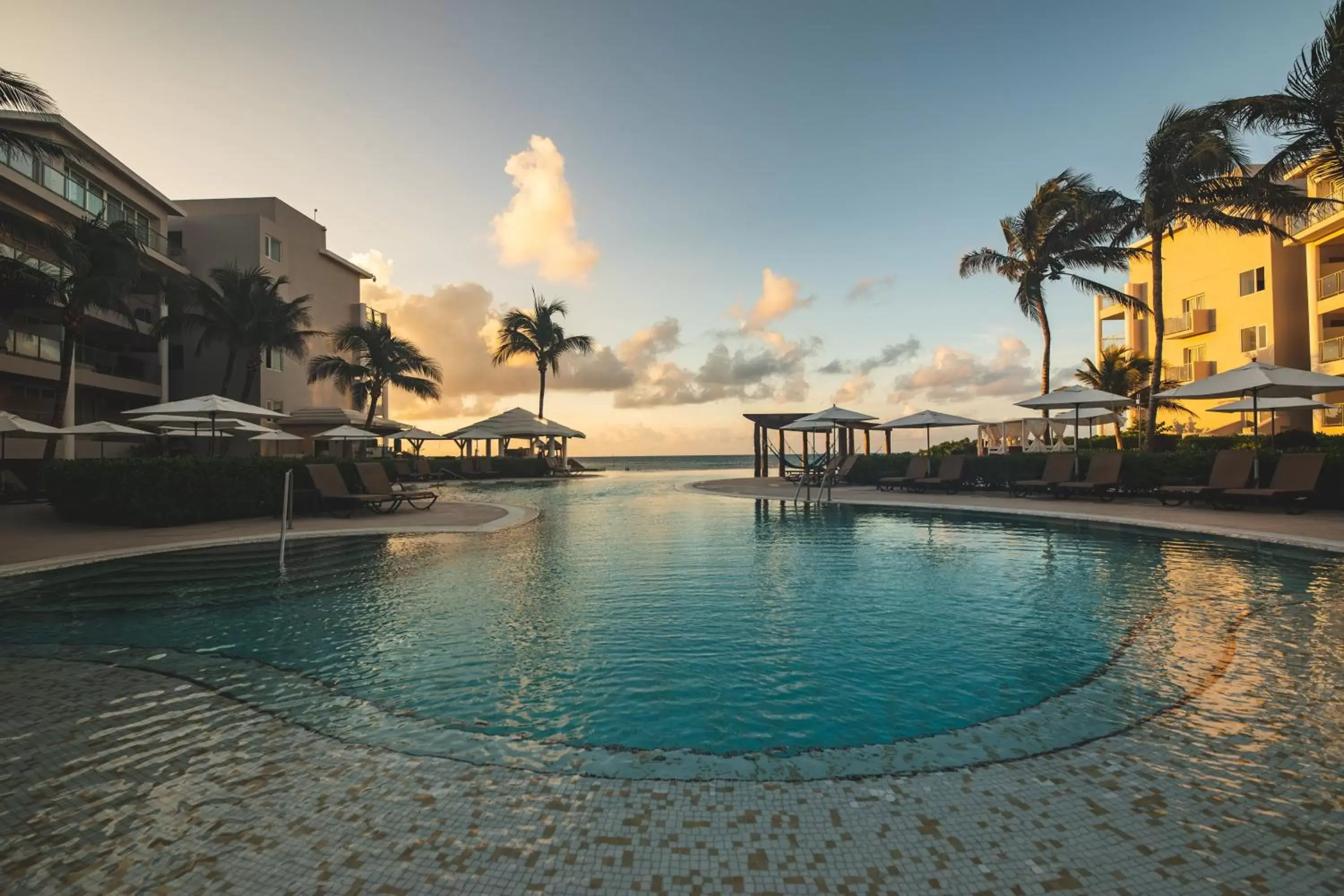 Pool view, Swimming Pool in Dreams Jade Resort & Spa - All Inclusive