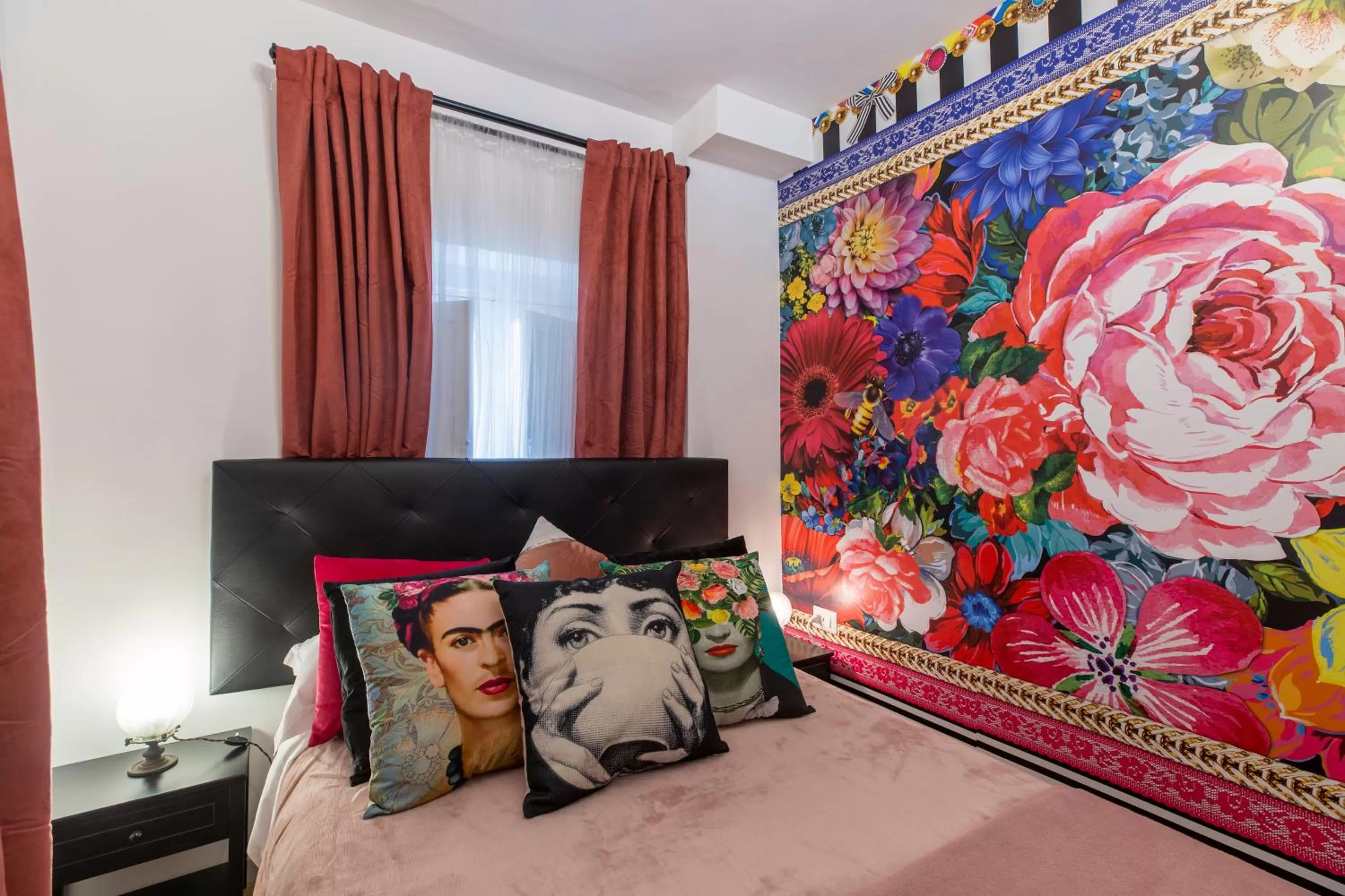 Bedroom, Bed in B&B Ventisei Scalini A Trastevere