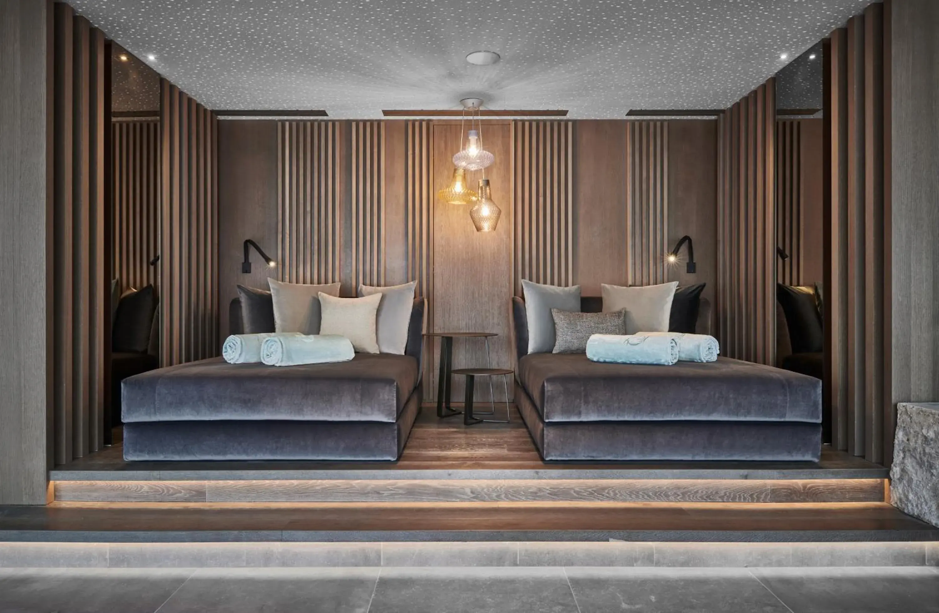 Sauna, Bed in Quellenhof Luxury Resort Lazise