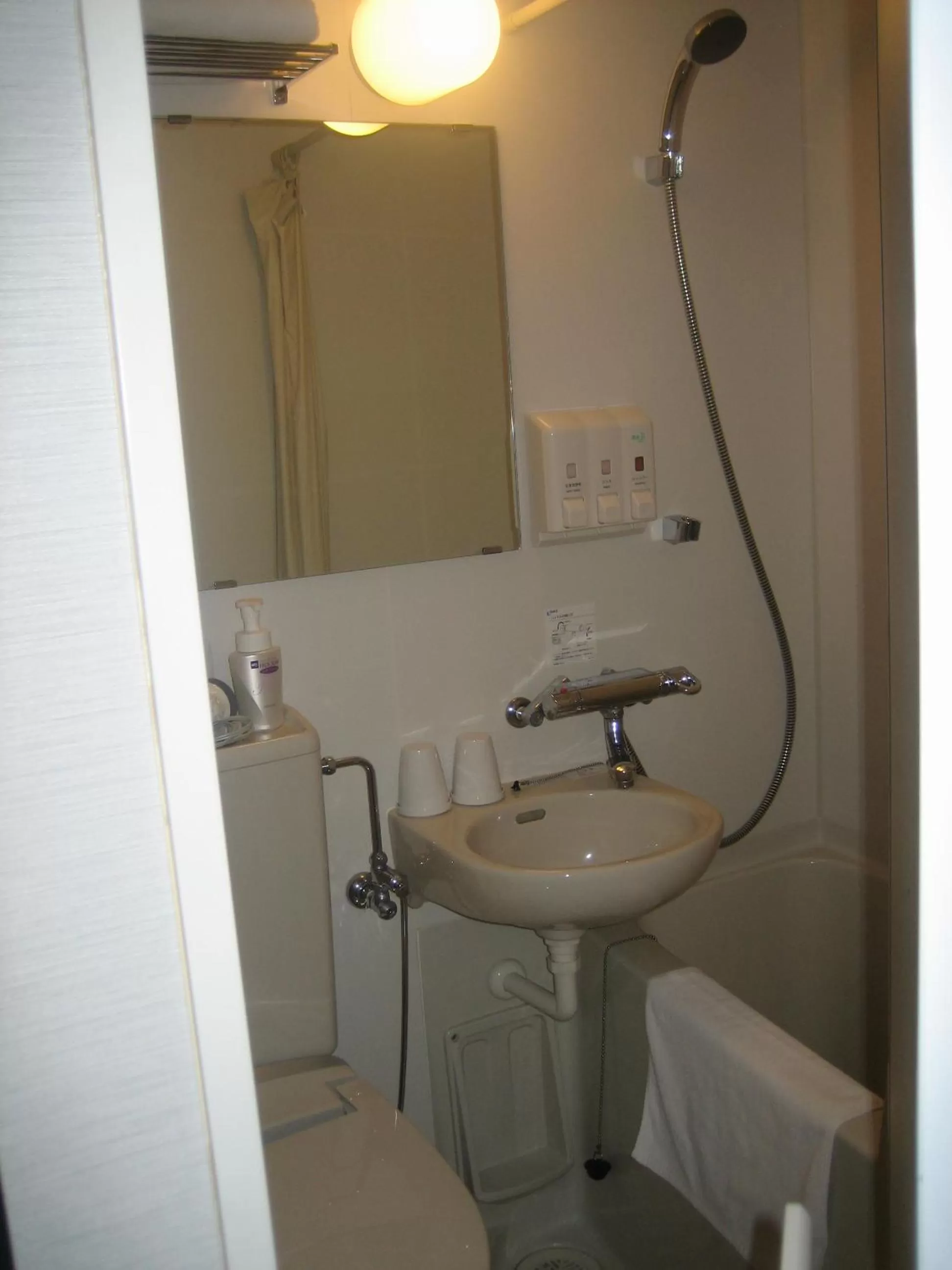 Bathroom in E Hotel Higashi Shinjuku