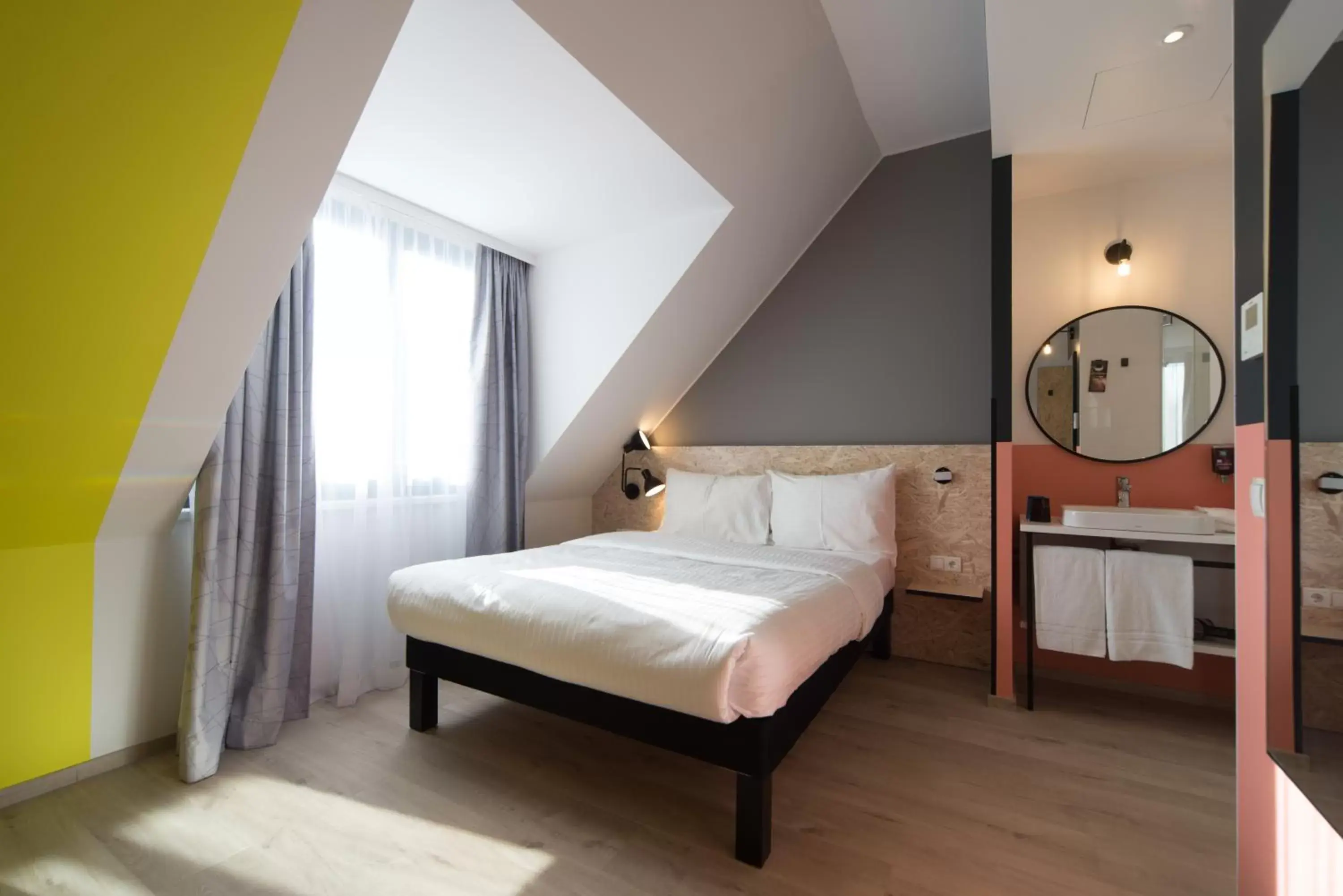 Photo of the whole room, Bed in ibis Styles Wien Messe Prater