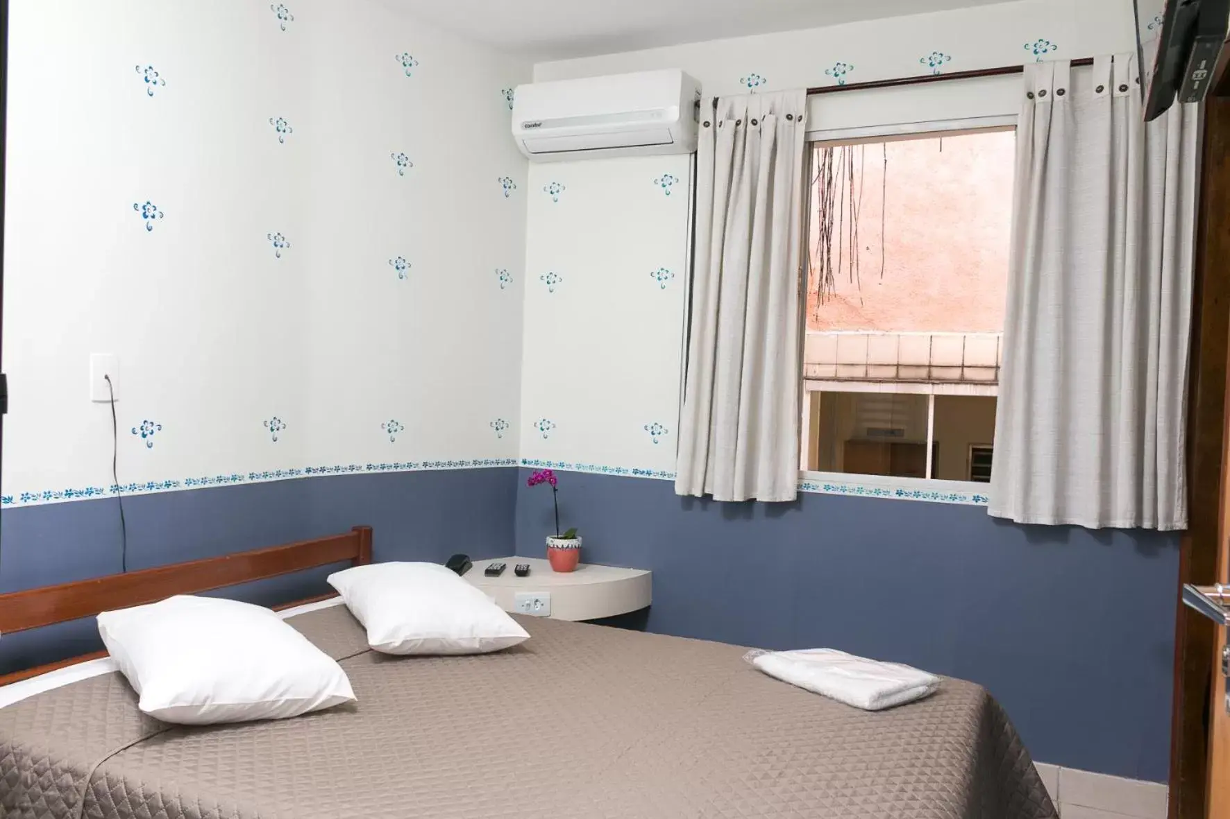 Deluxe Double or Twin Room in Hotel Residenza - 400m do inicio da Av Paulista e Metrô Paraiso Deluxe Double or Twin Room in Hotel Residenza - 400m do inicio da Av Paulista e Metrô Paraiso