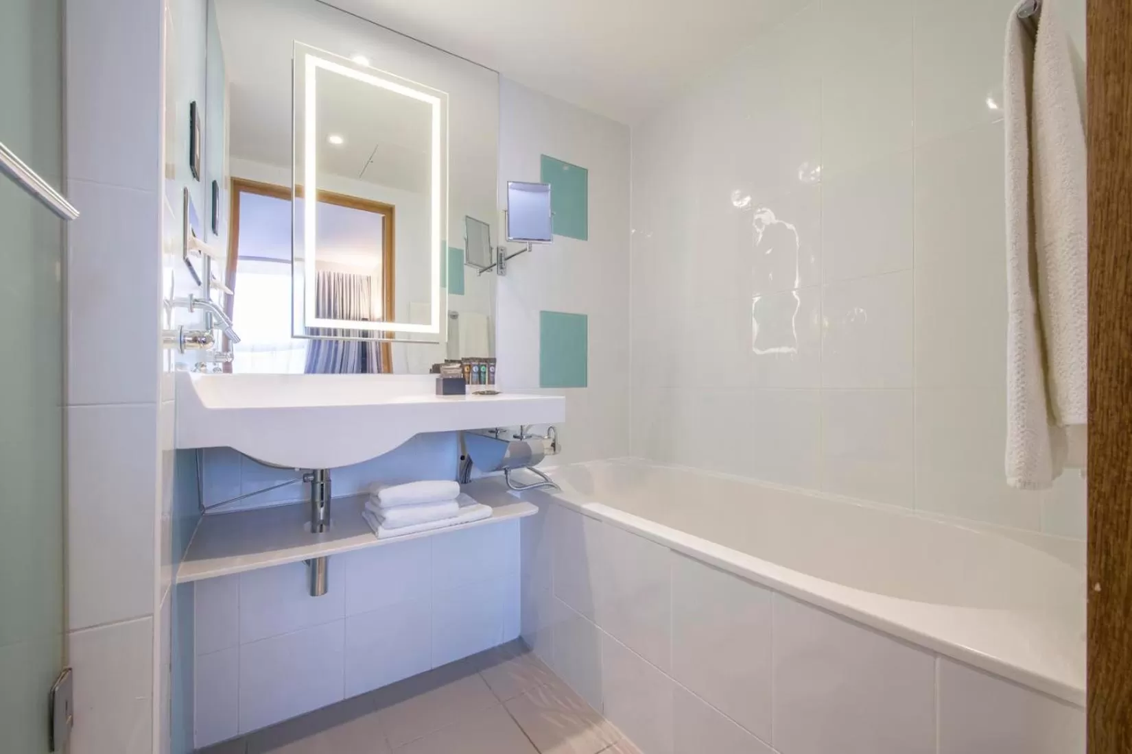 Bathroom in Novotel York Centre