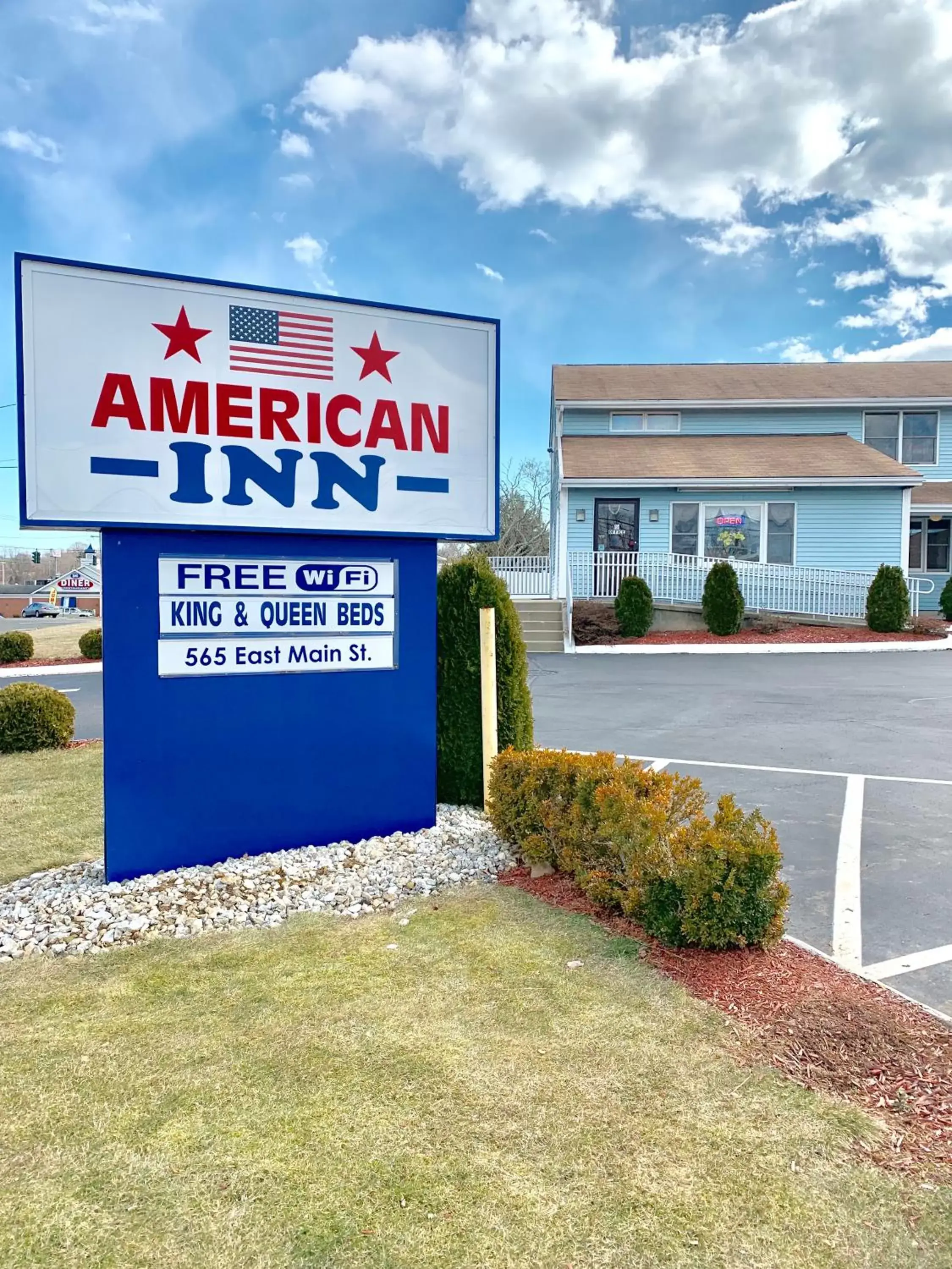 Logo/Certificate/Sign in American Inn