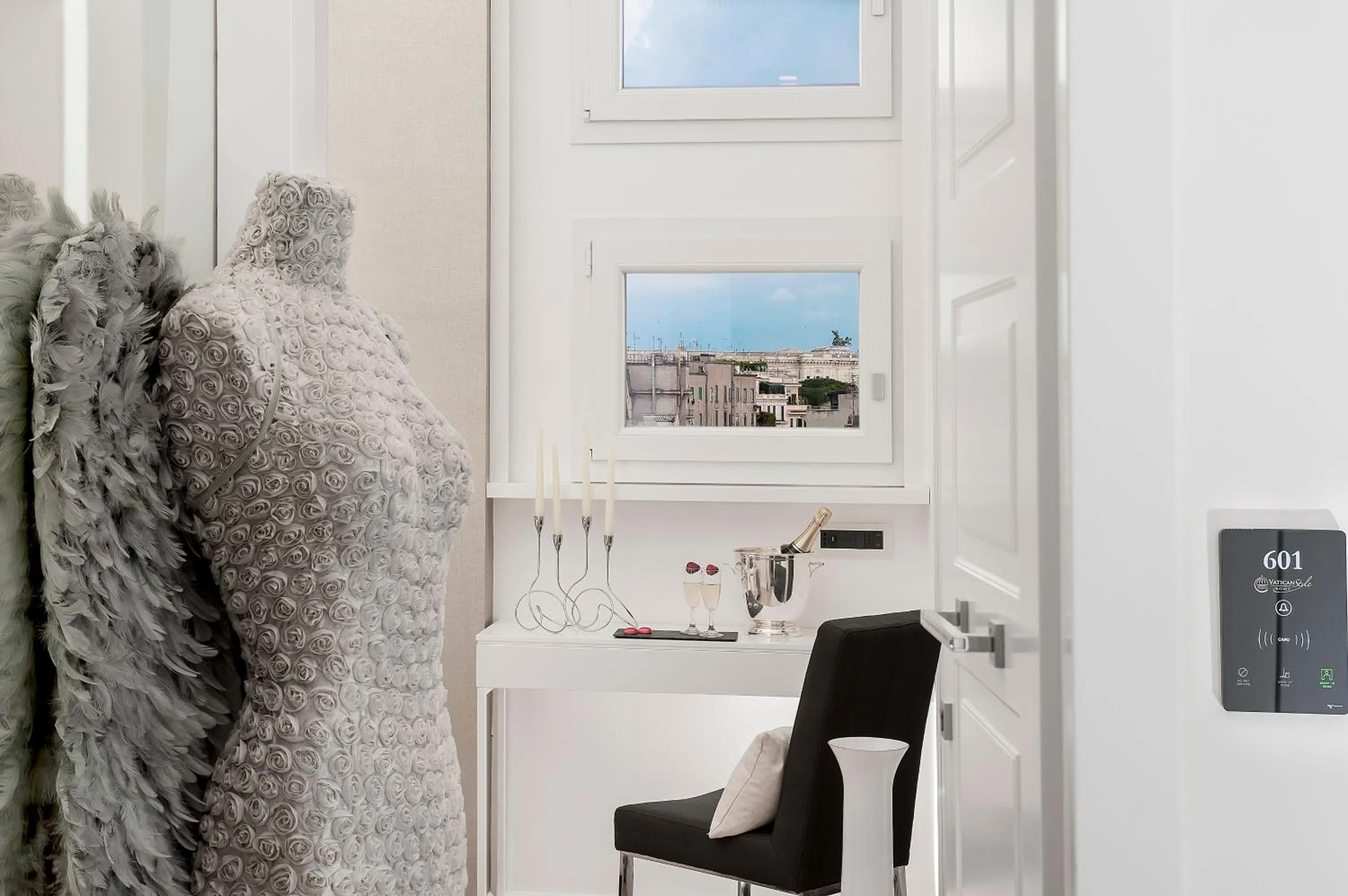 Area and facilities in Vatican Style