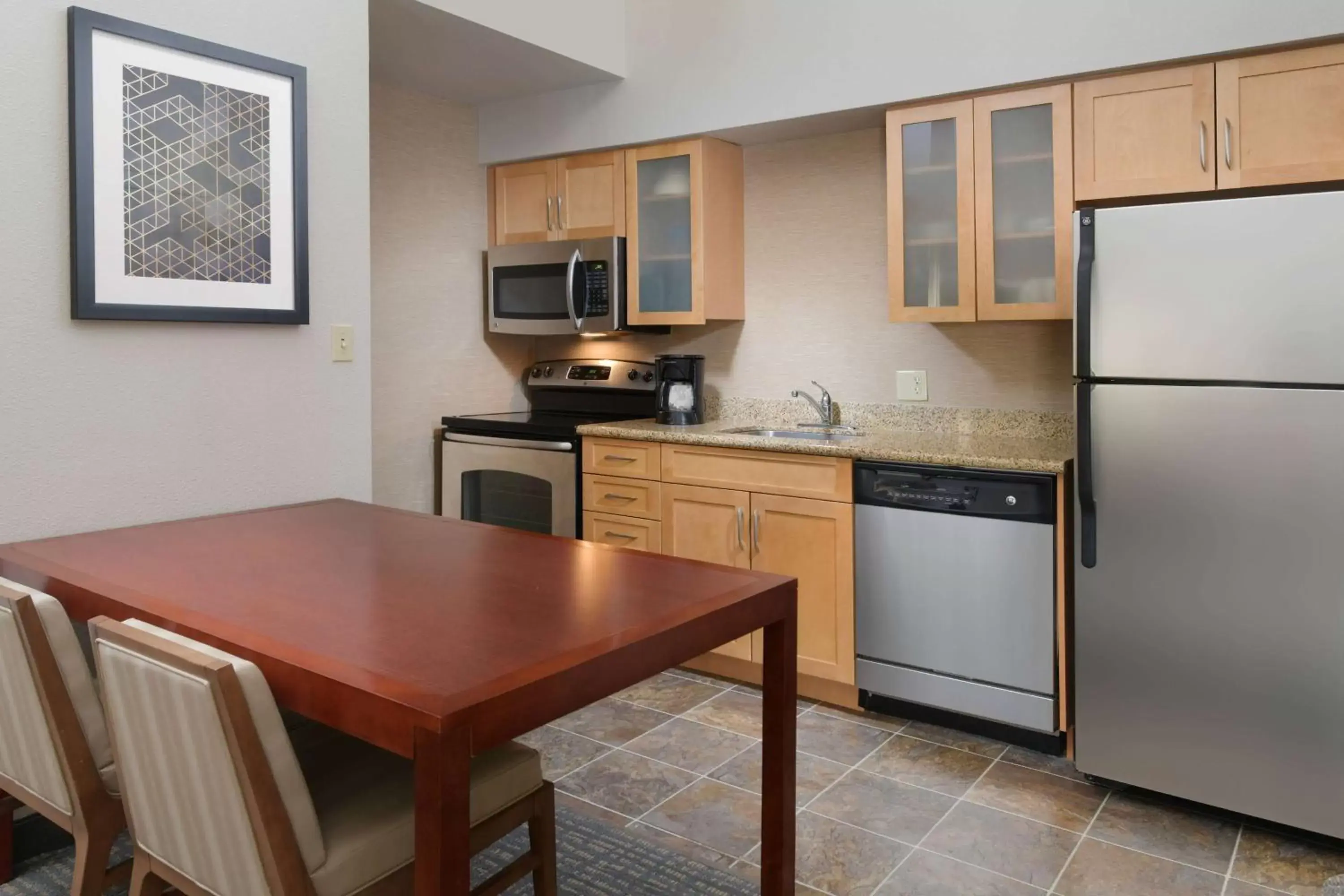 Kitchen or kitchenette, Kitchen/Kitchenette in Sonesta ES Suites Albuquerque
