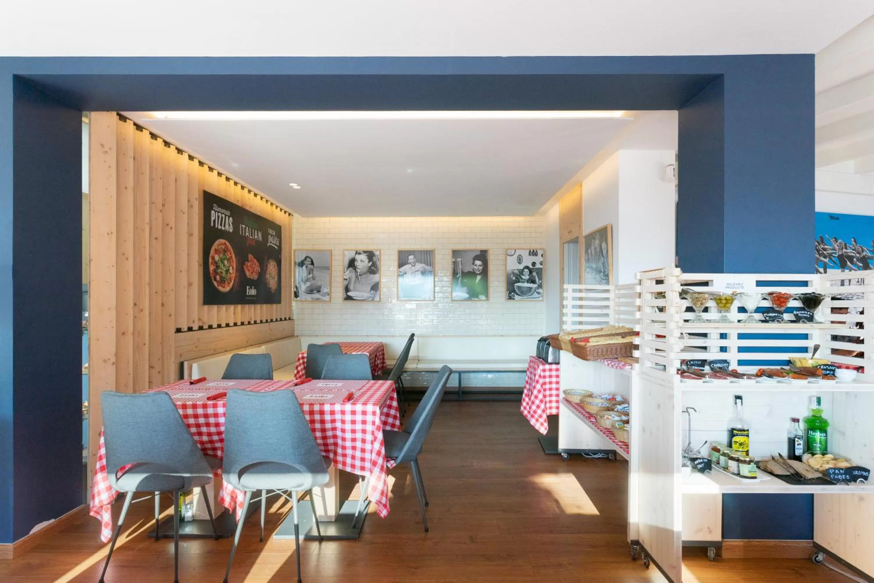 Restaurant/places to eat in Hotel Eolo