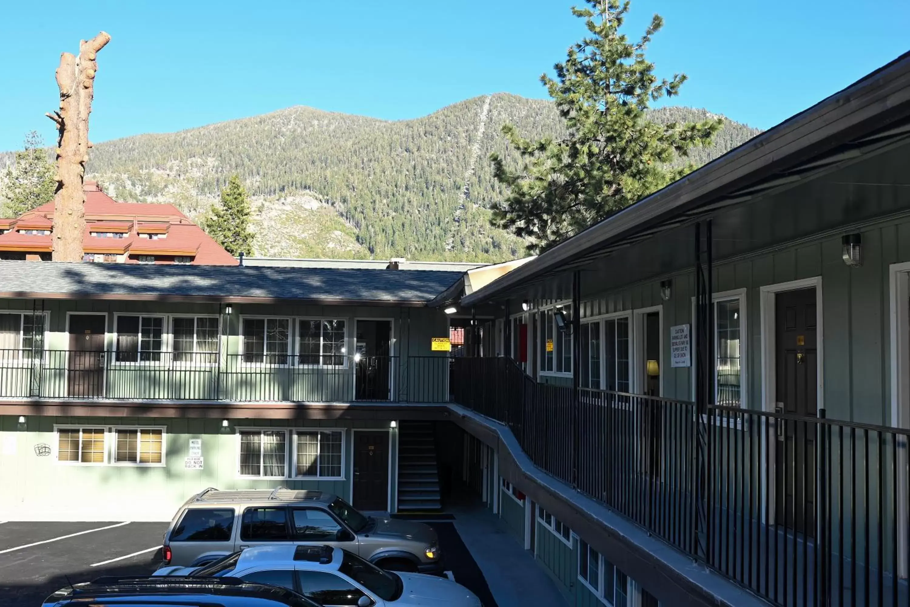 Property Building in Budget INN At The Heavenly Gondola