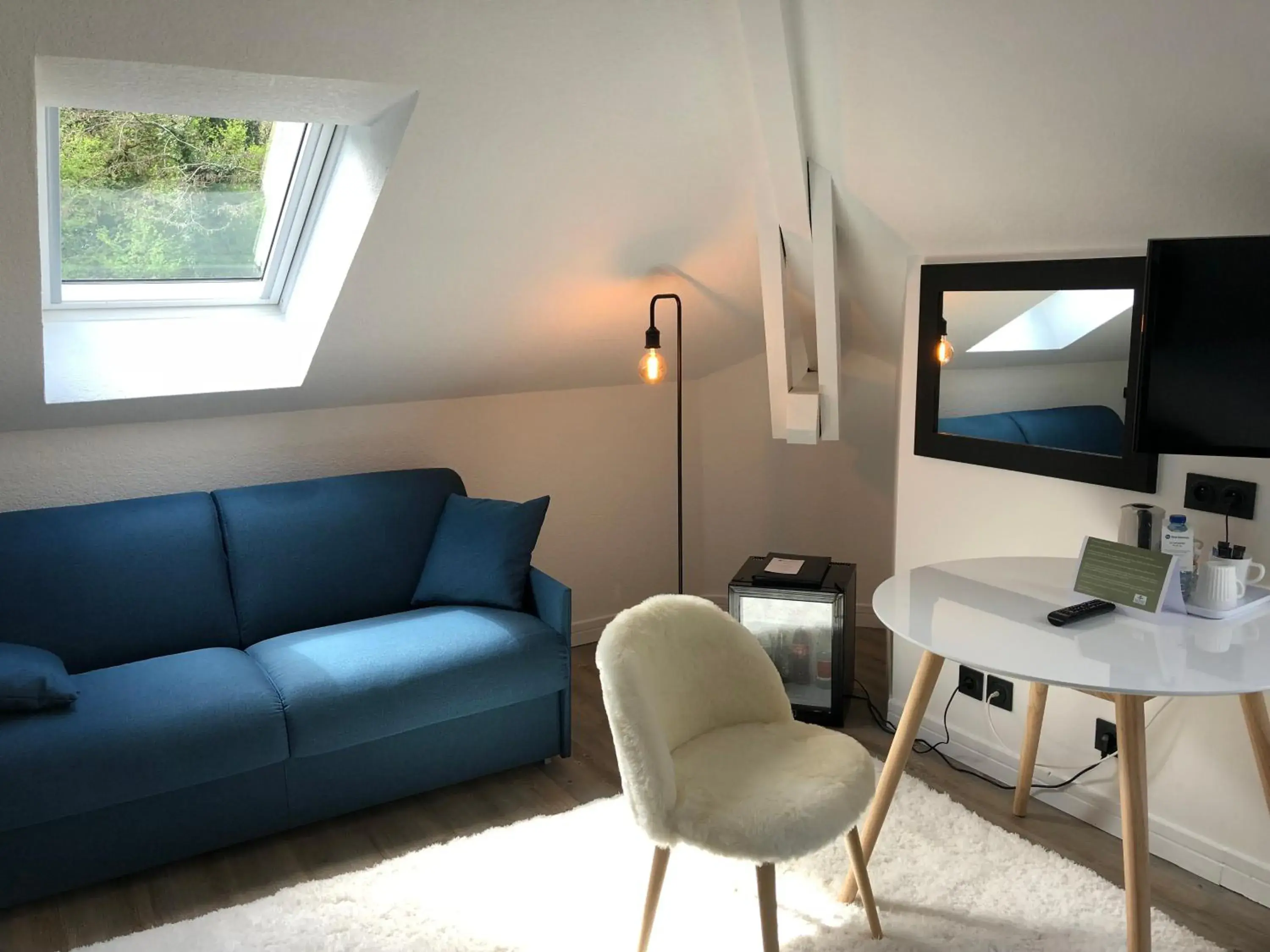 Bedroom, Seating Area in Best Western Bridge Hotel Lyon East