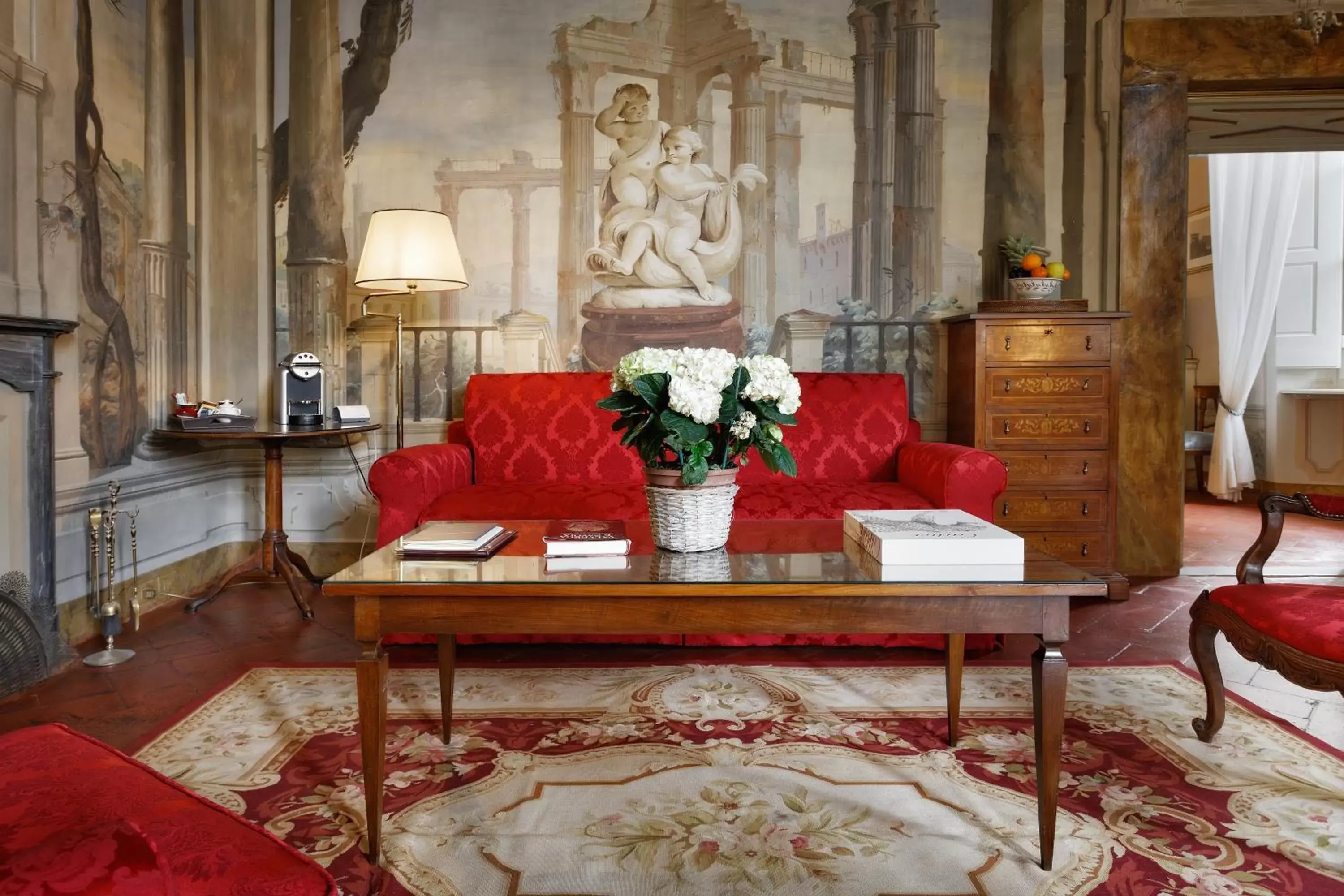 Living room, Seating Area in Palazzo Niccolini al Duomo